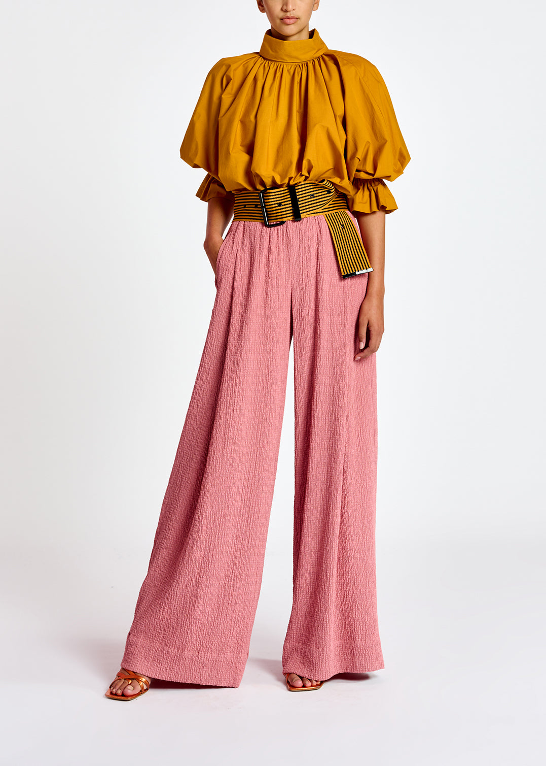 Ochre voluminous cotton top with high collar RE—SSENTIEL | Essentiel second hand