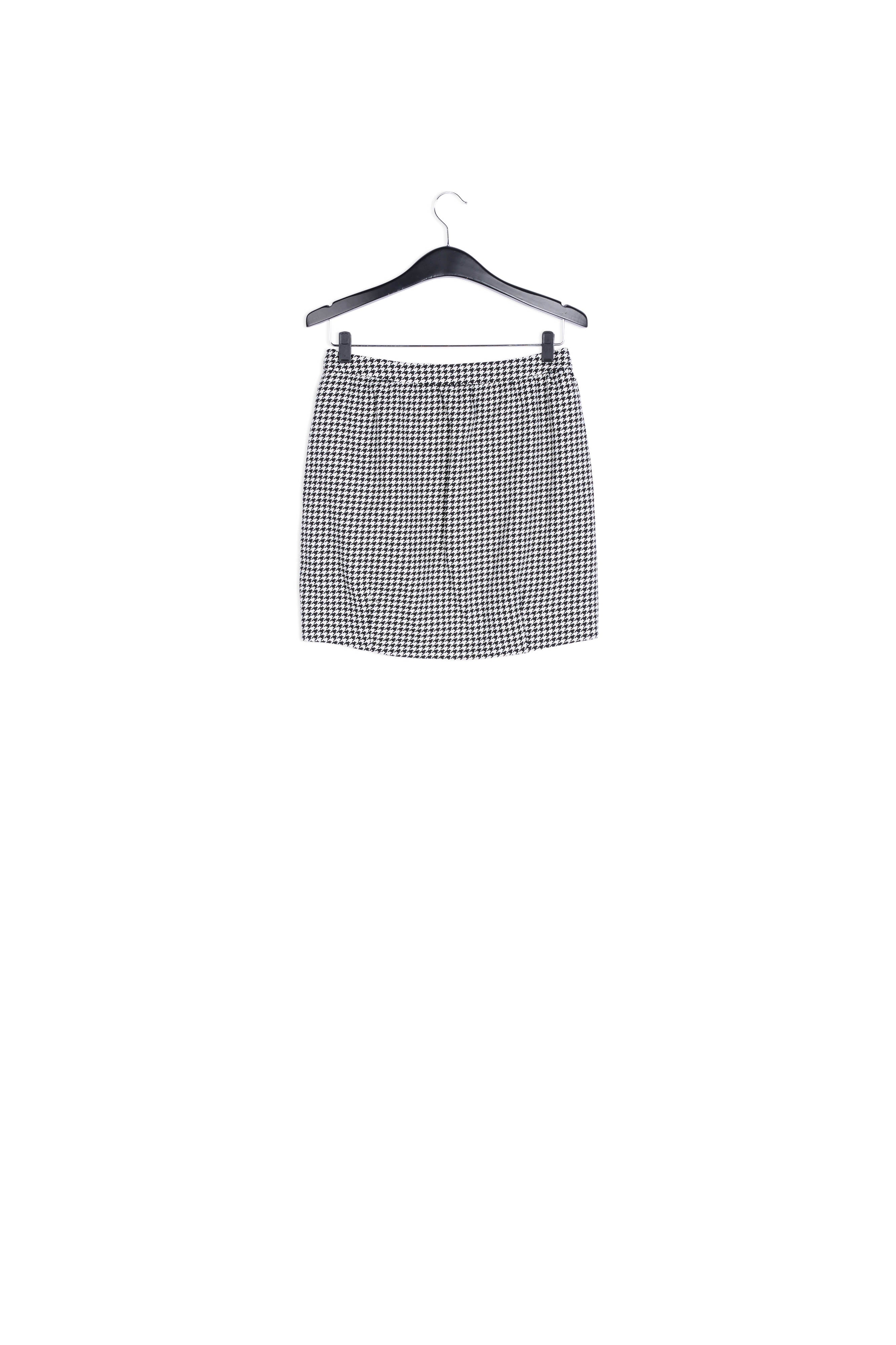 Black and white tulip mini skirt RE—SSENTIEL | Essentiel second hand