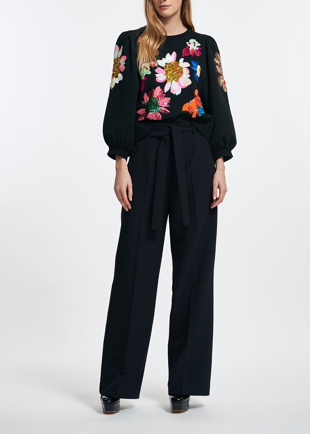 Sweatshirt en coton bio noir à  fleurs en paillettes RE—SSENTIEL | Essentiel second hand