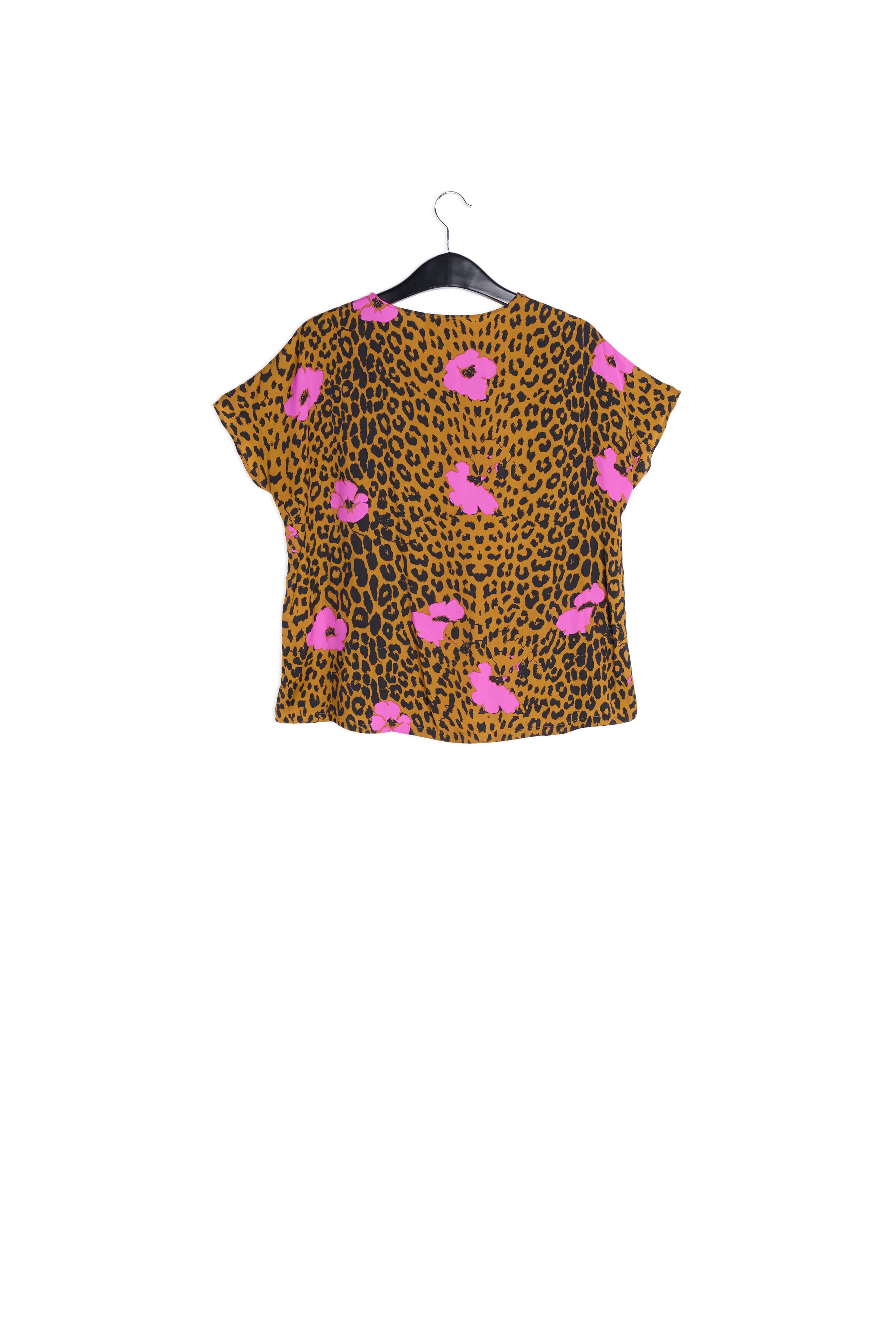 Leopard printed t-shirt with pink statement detail RE—SSENTIEL | Essentiel second hand