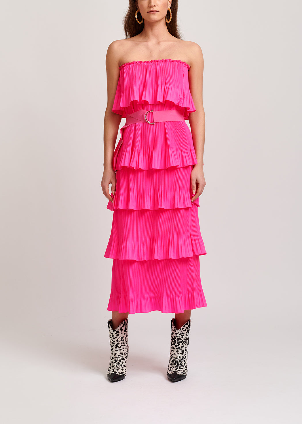 Neon pink tiered strapless dress RE—SSENTIEL | Essentiel second hand