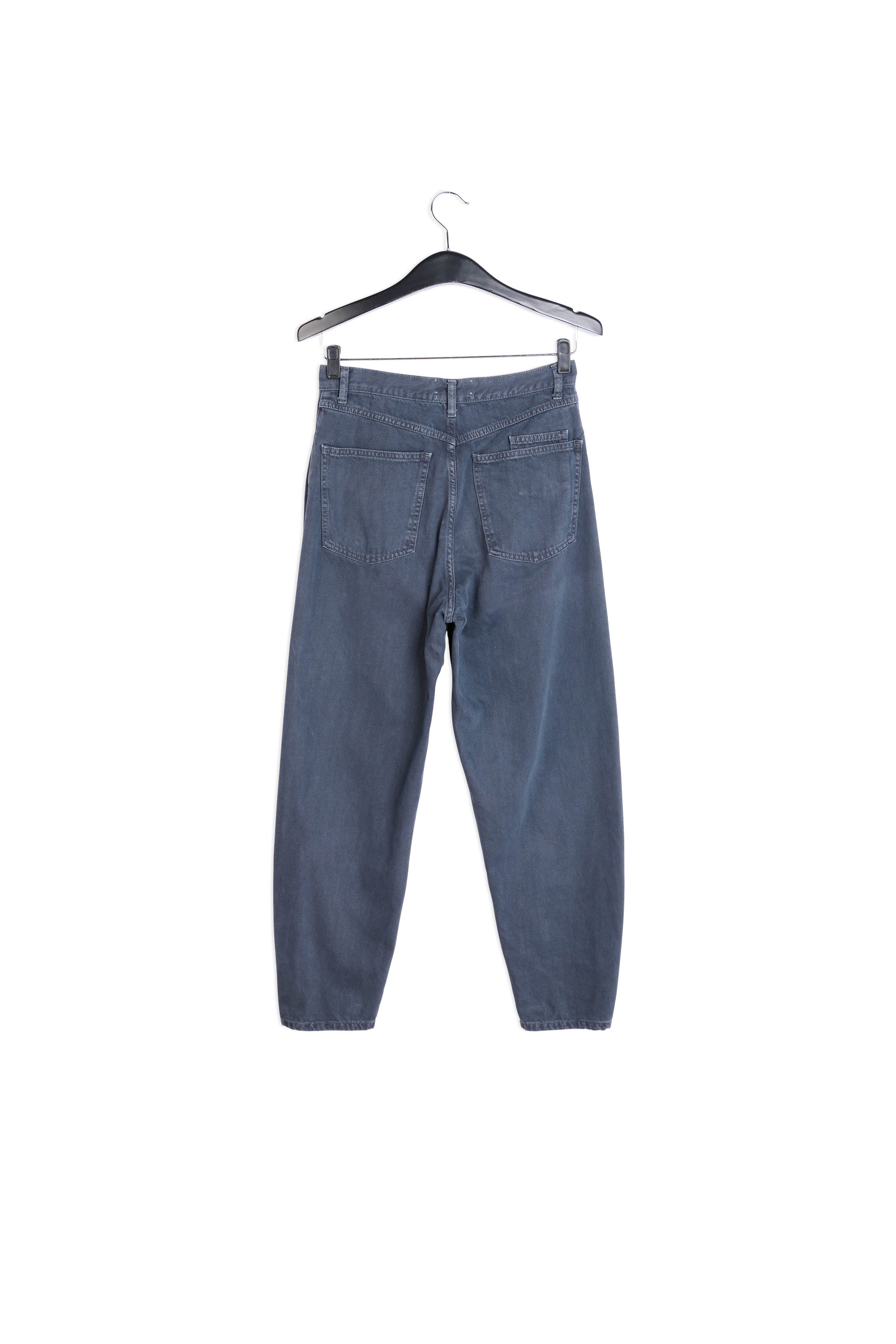 Jean noir à coupe ample et taille haute RE—SSENTIEL | Essentiel second hand