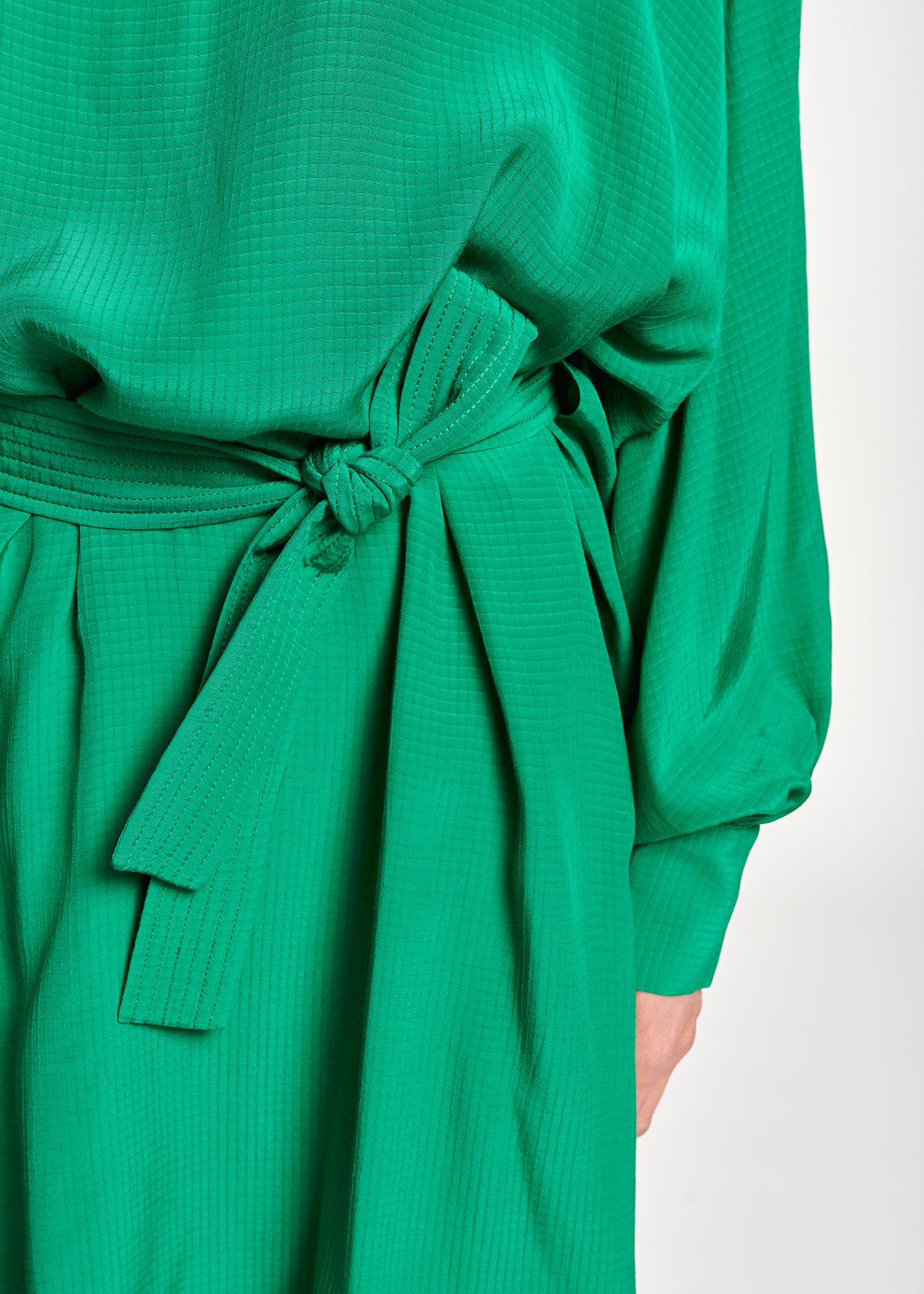 Green relaxed-fit shirt dress with plissé backside RE—SSENTIEL | Essentiel second hand