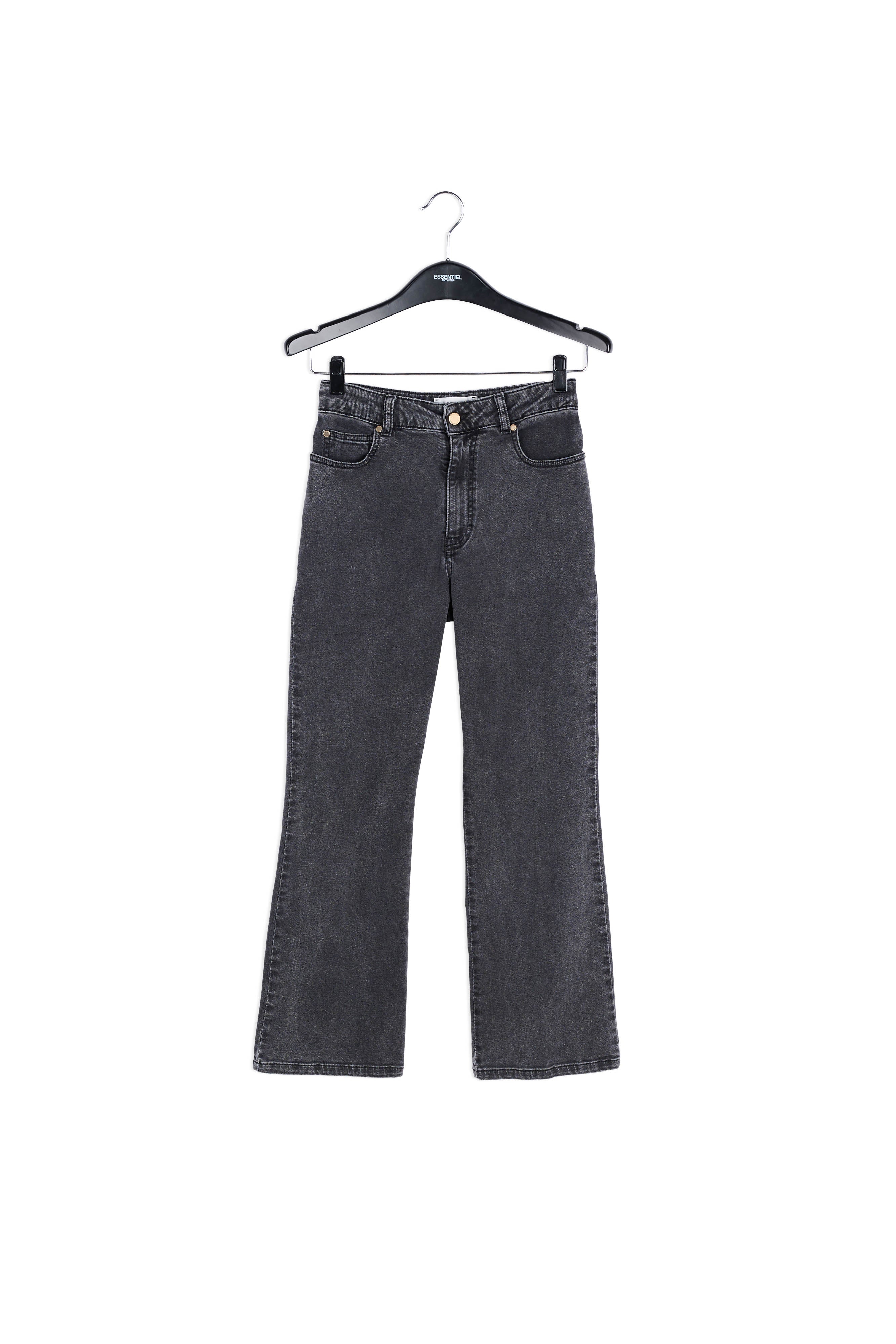 Jean noir aux jambes évasées RE—SSENTIEL | Essentiel second hand