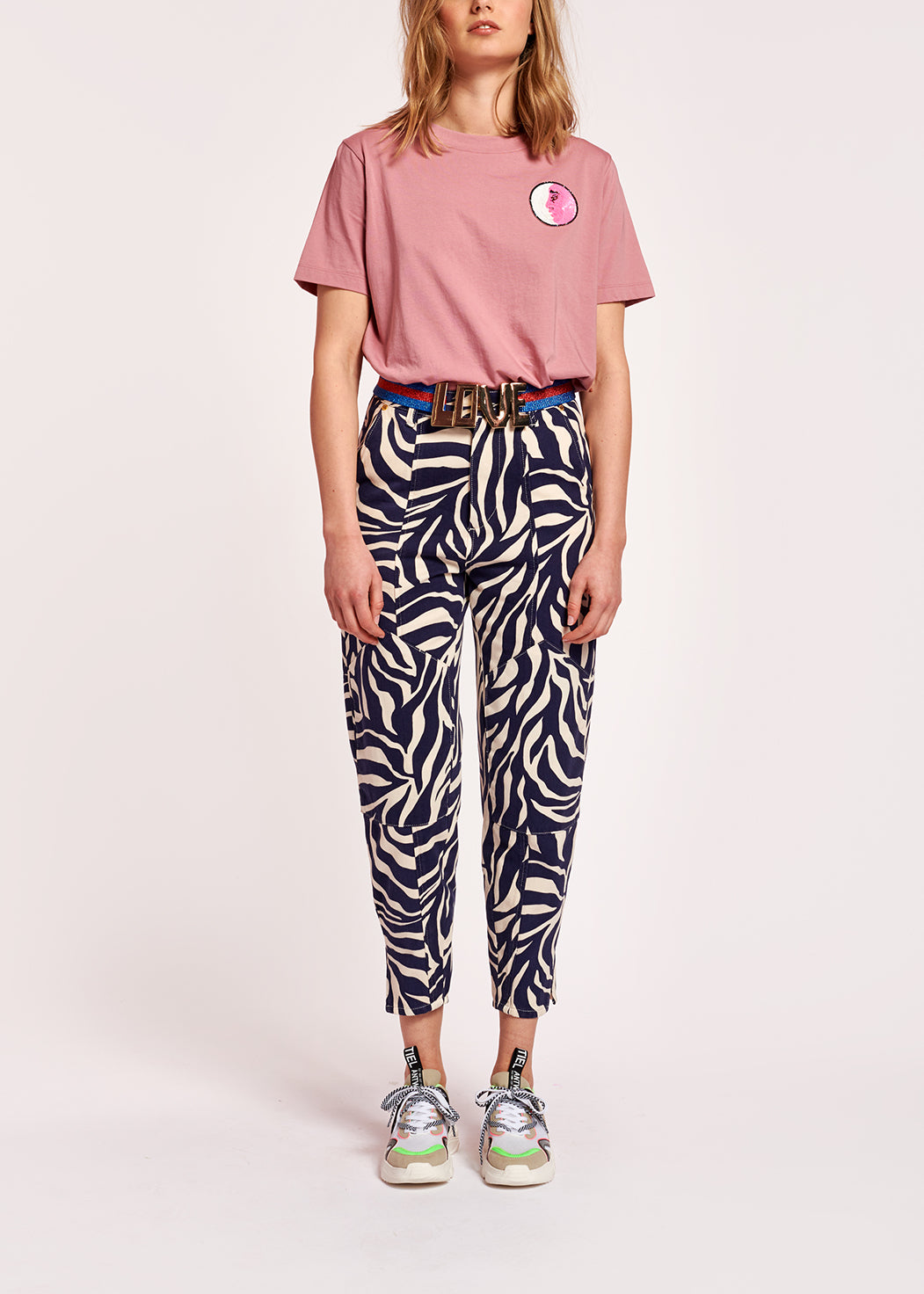 Off-white and navy blue zebra-print denim cargo pants RE—SSENTIEL | Essentiel second hand