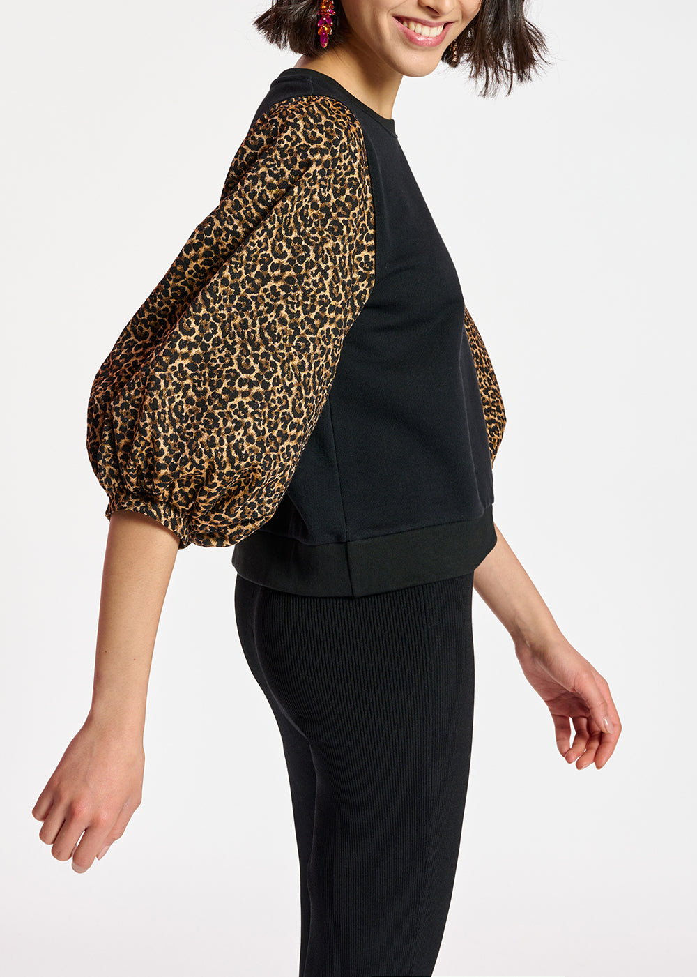 Black cotton-jersey sweatshirt with leopard-jacquard sleeves RE—SSENTIEL | Essentiel second hand
