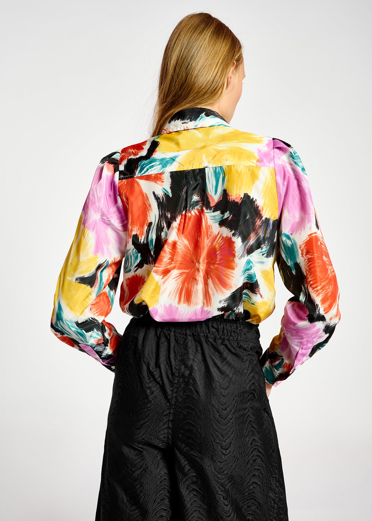 Black, orange and yellow floral print shirt RE—SSENTIEL | Essentiel second hand
