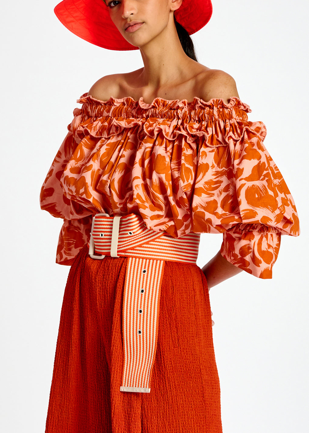 Light pink and orange tropical print off-the-shoulder top RE—SSENTIEL | Essentiel second hand