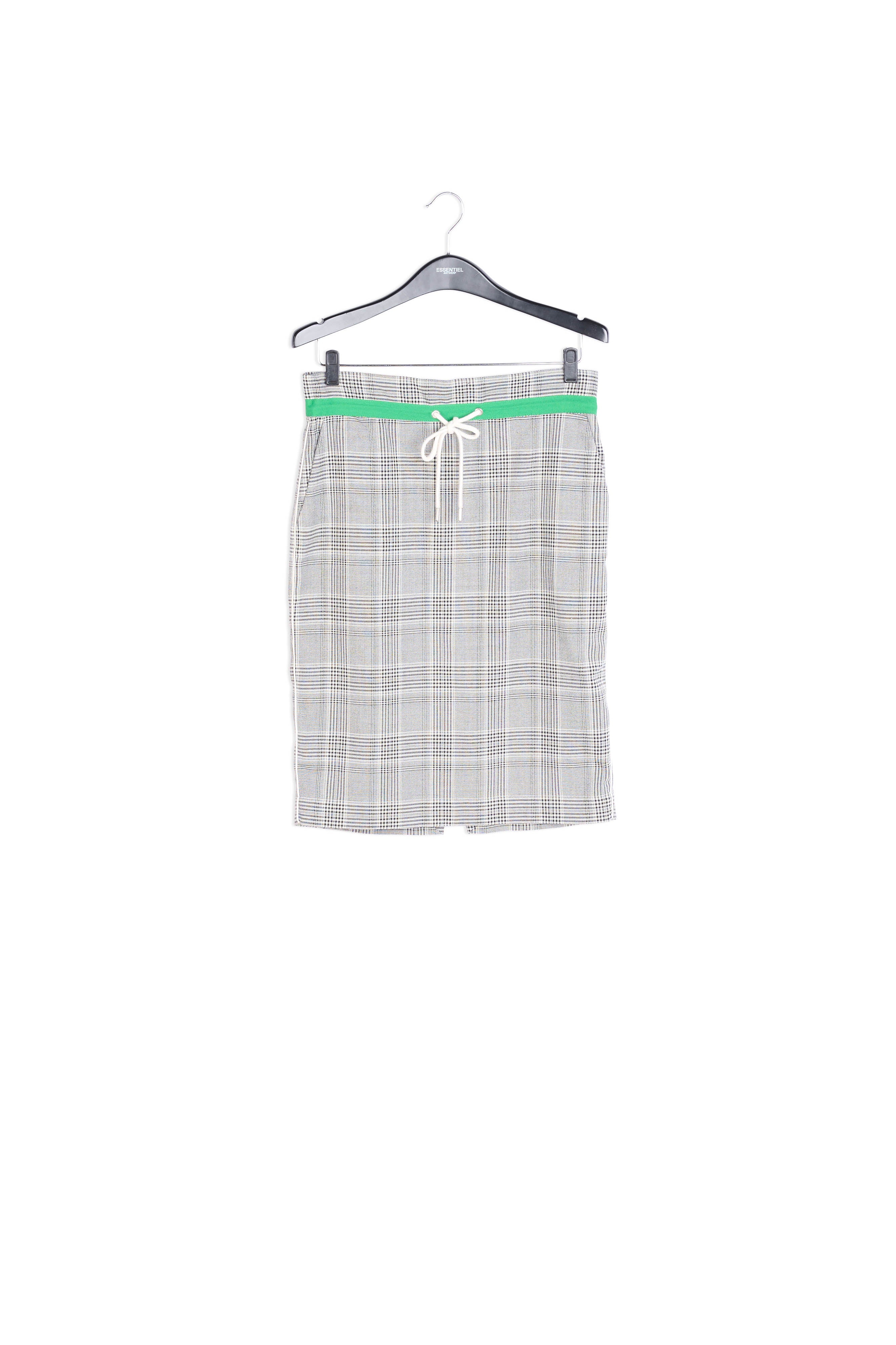 Rok Zwart RE—SSENTIEL | Essentiel second hand