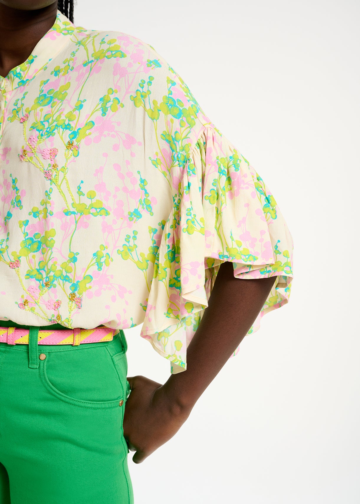 Ecru, pink and lime green floral print shirt RE—SSENTIEL | Essentiel second hand