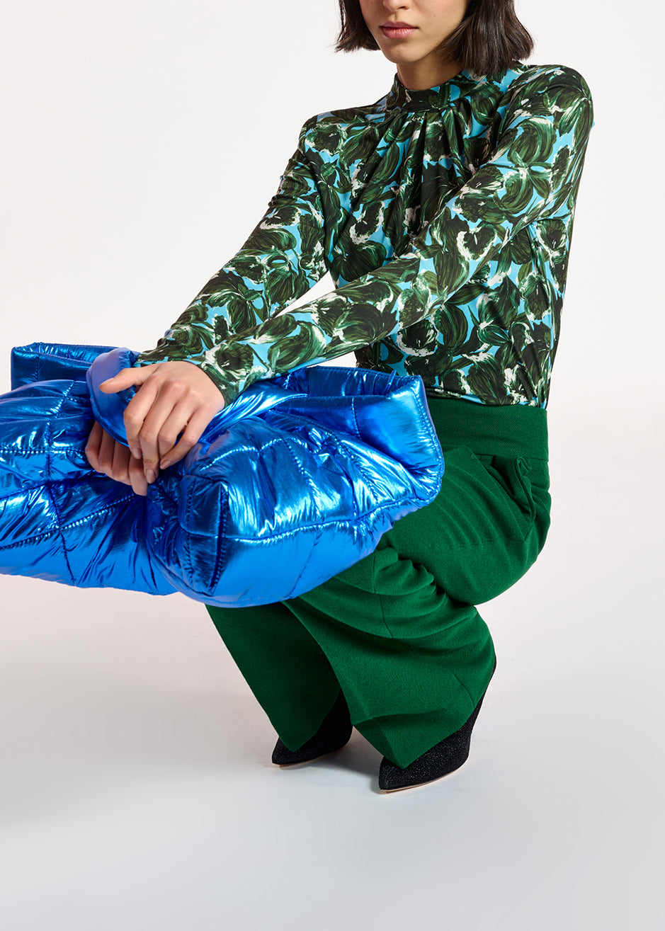 Blue and dark green leaf-print mock neck top RE—SSENTIEL | Essentiel second hand