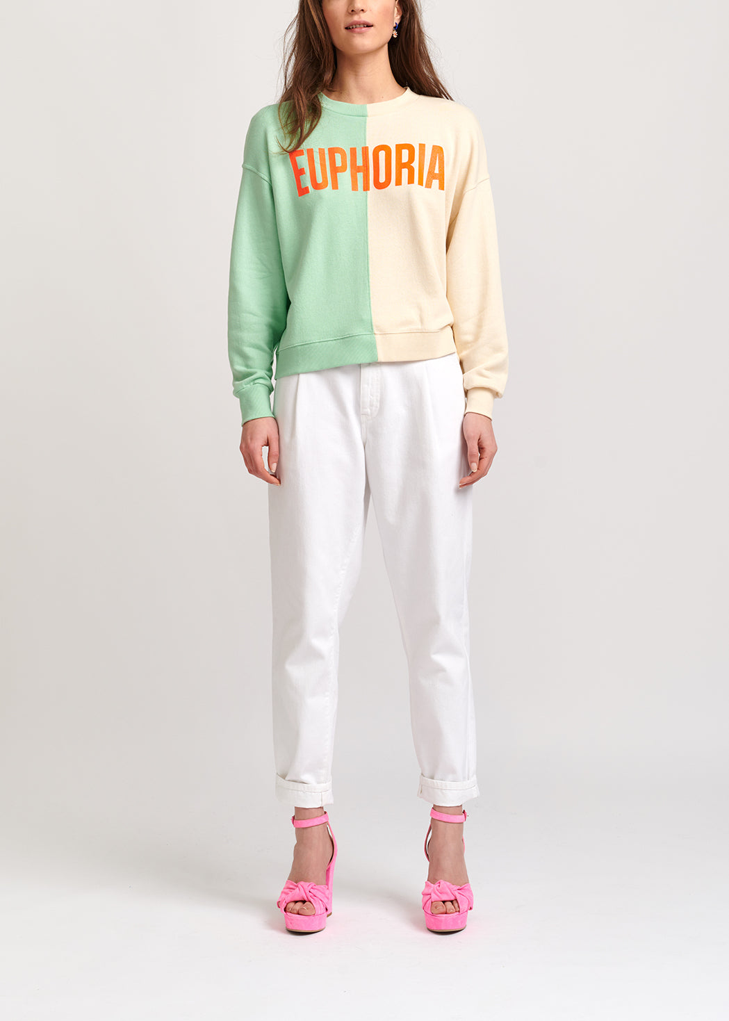 Sweatshirt 'euphoria' vert menthe et beige RE—SSENTIEL | Essentiel second hand