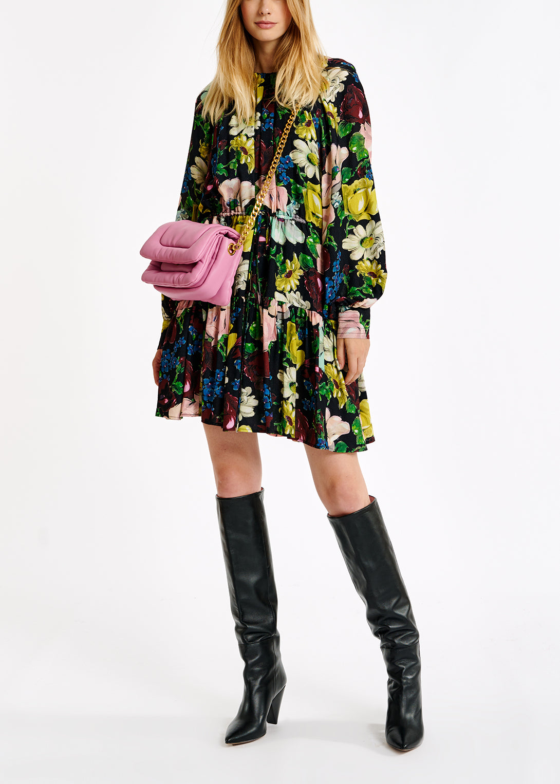 Mini robe à fleurs noire, blanche et jaune RE—SSENTIEL | Essentiel second hand