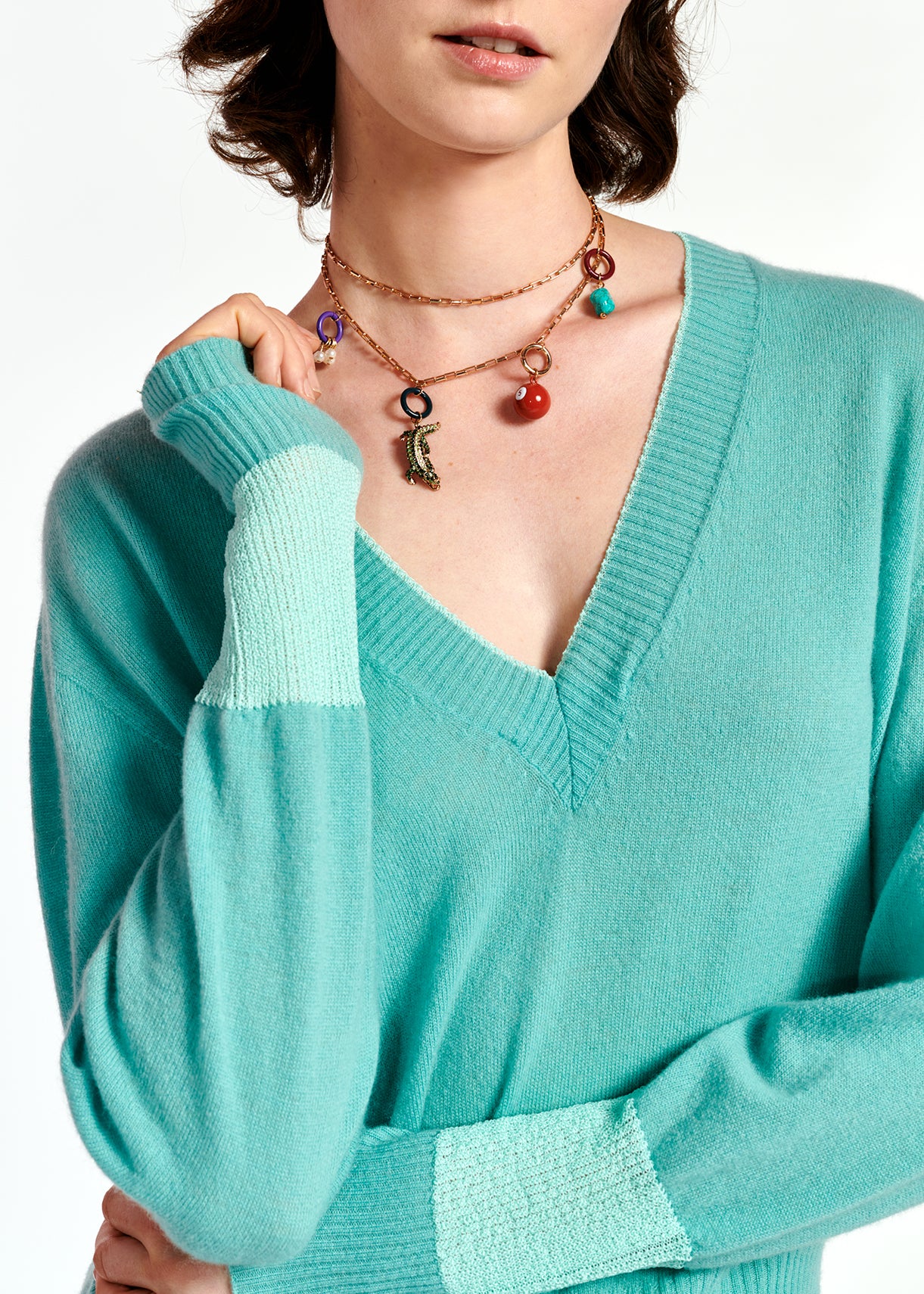 Turquoise v-neck light knit sweater RE—SSENTIEL | Essentiel second hand