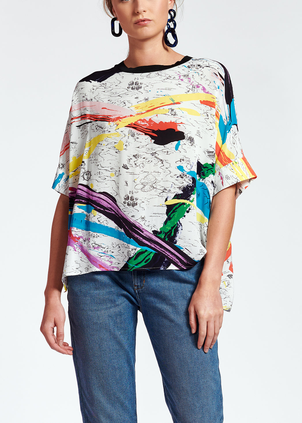 Off-white boxy top with colorful splatters RE—SSENTIEL | Essentiel second hand