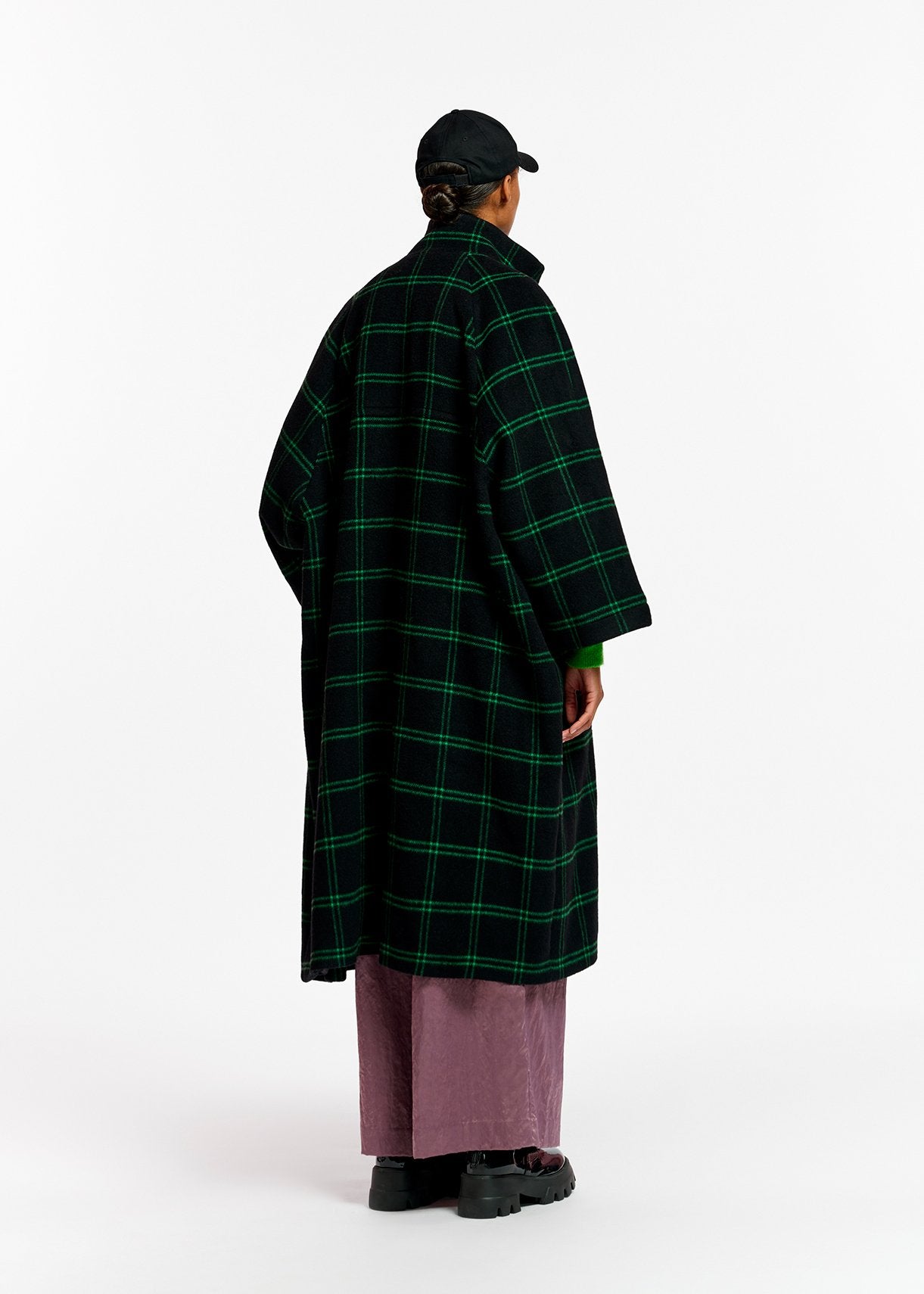 Manteau noir en laine mélangée à carreaux Tattersall RE—SSENTIEL | Essentiel second hand