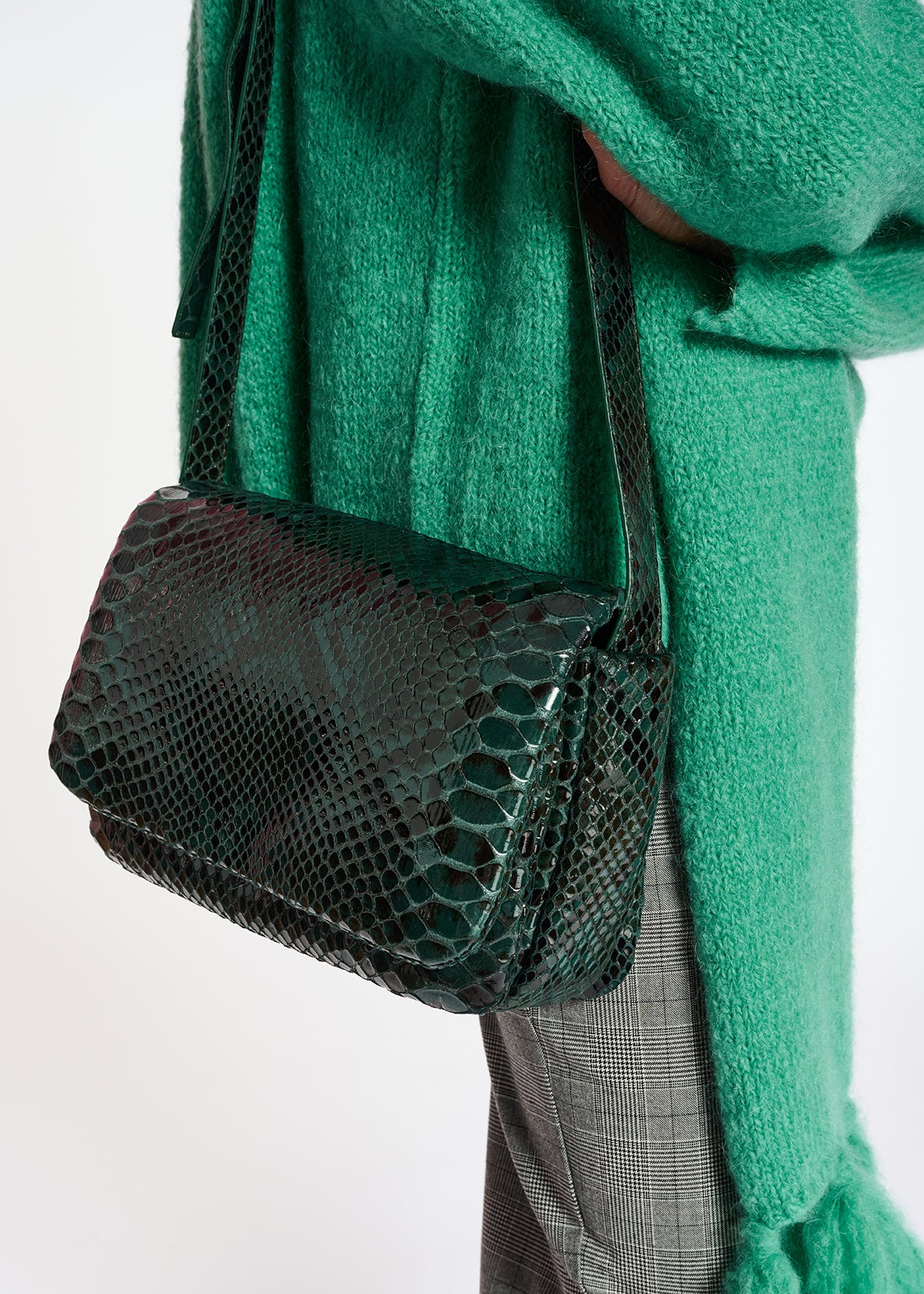Dark green snake-effect shoulder bag RE—SSENTIEL | Essentiel second hand