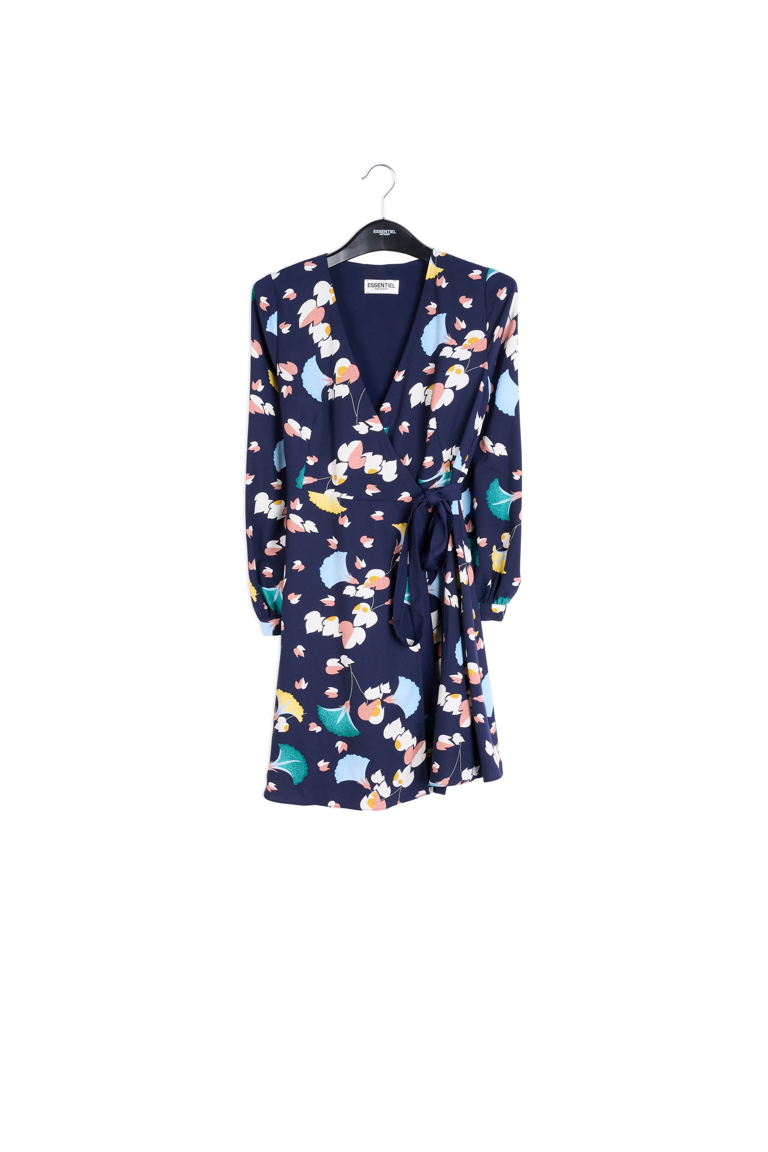 Zwarte wikkeljurk met bloemenprint RE—SSENTIEL | Essentiel second hand