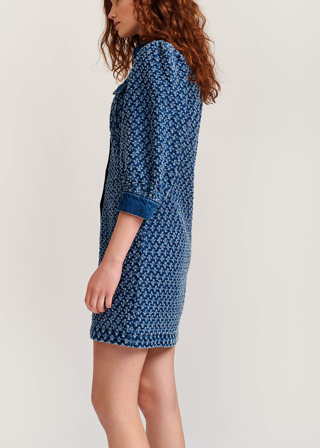 Mini robe en jean bleu foncé perforé RE—SSENTIEL | Essentiel second hand