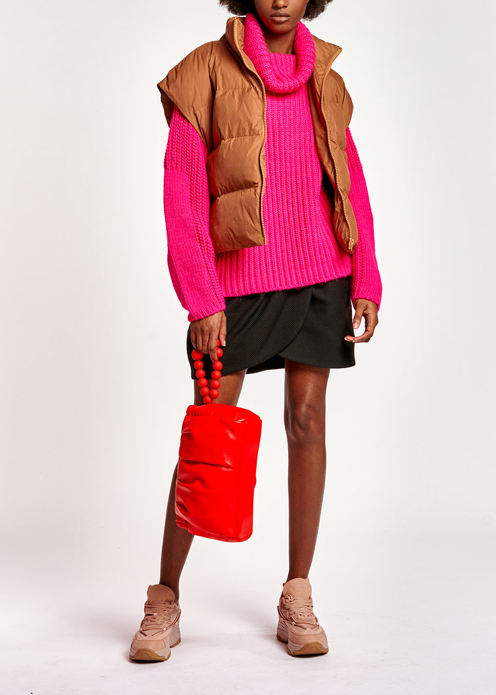 Brown sleeveless puffer jacket RE—SSENTIEL | Essentiel second hand