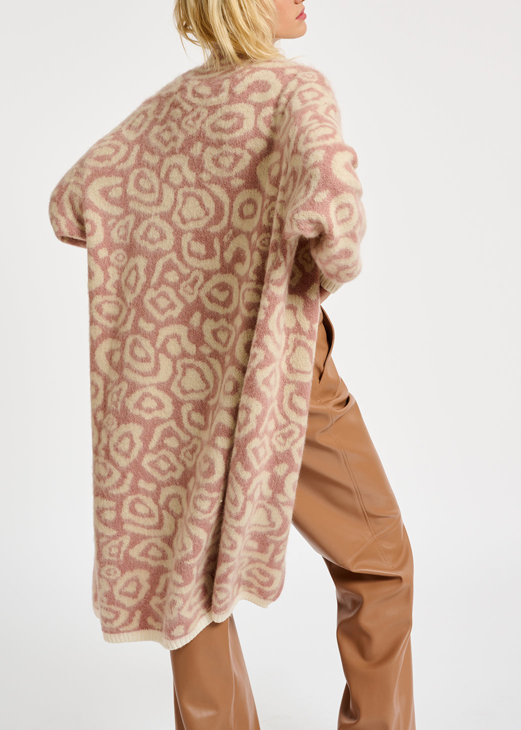 Vintage pink and ecru leopard-print cardigan RE—SSENTIEL | Essentiel second hand