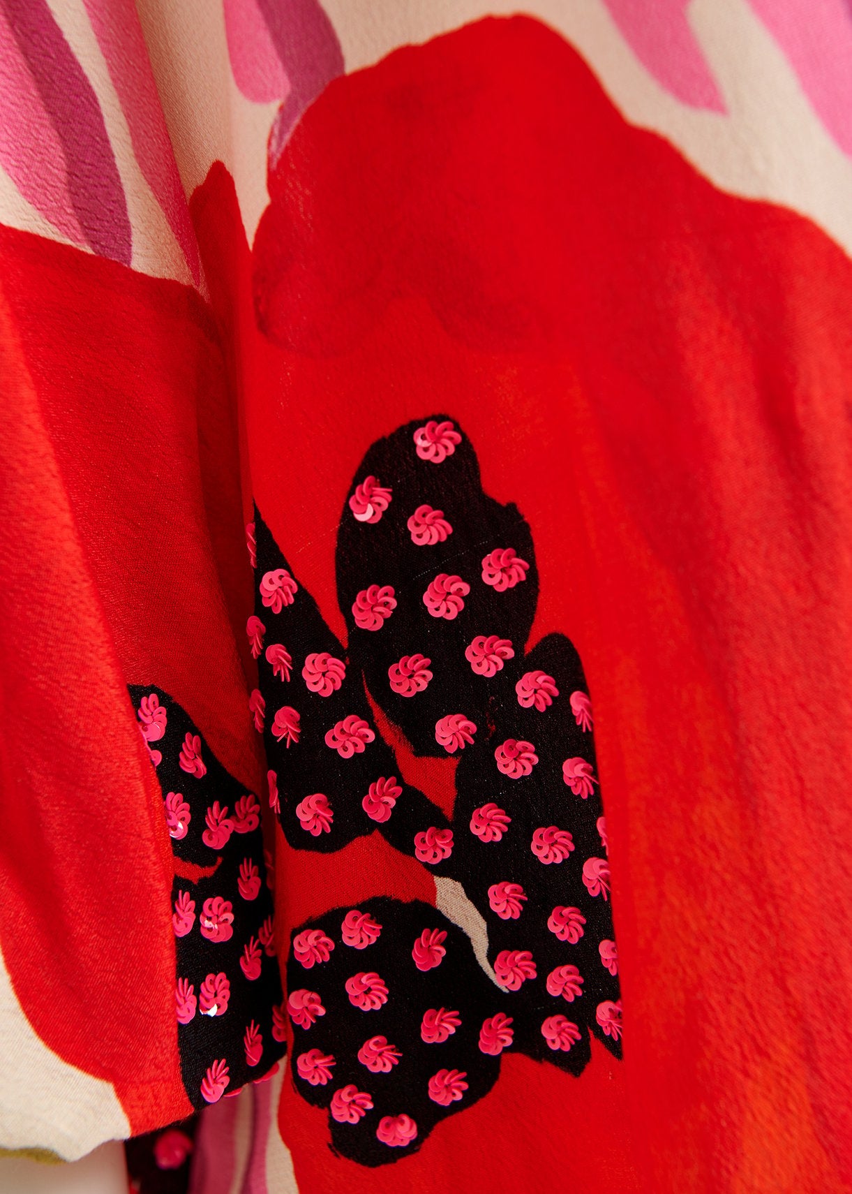 Ecru, red and pink batwing-sleeve top with abstract print RE—SSENTIEL | Essentiel second hand