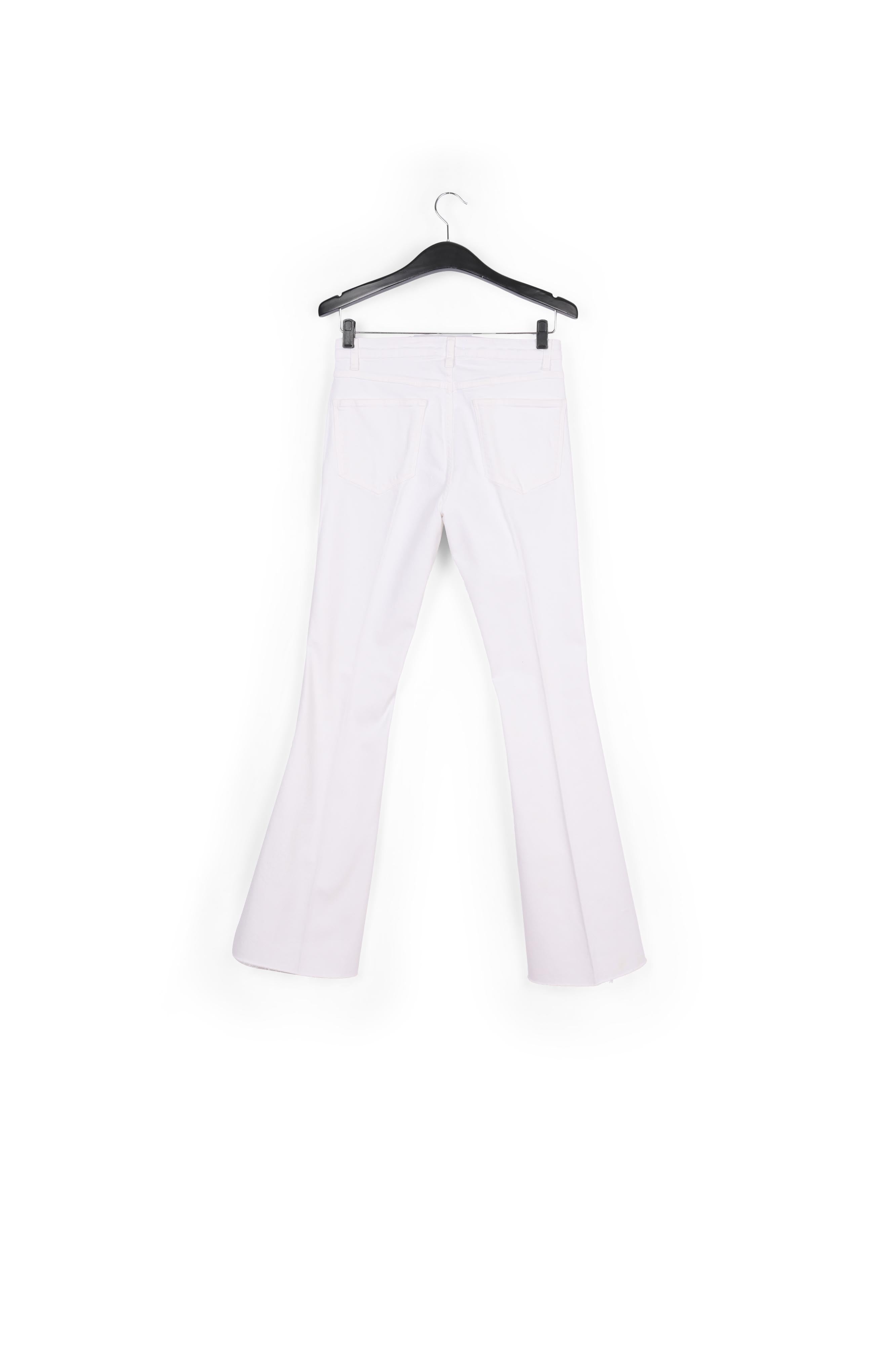 Jean blanc à taille haute aux jambes évasées RE—SSENTIEL | Essentiel second hand