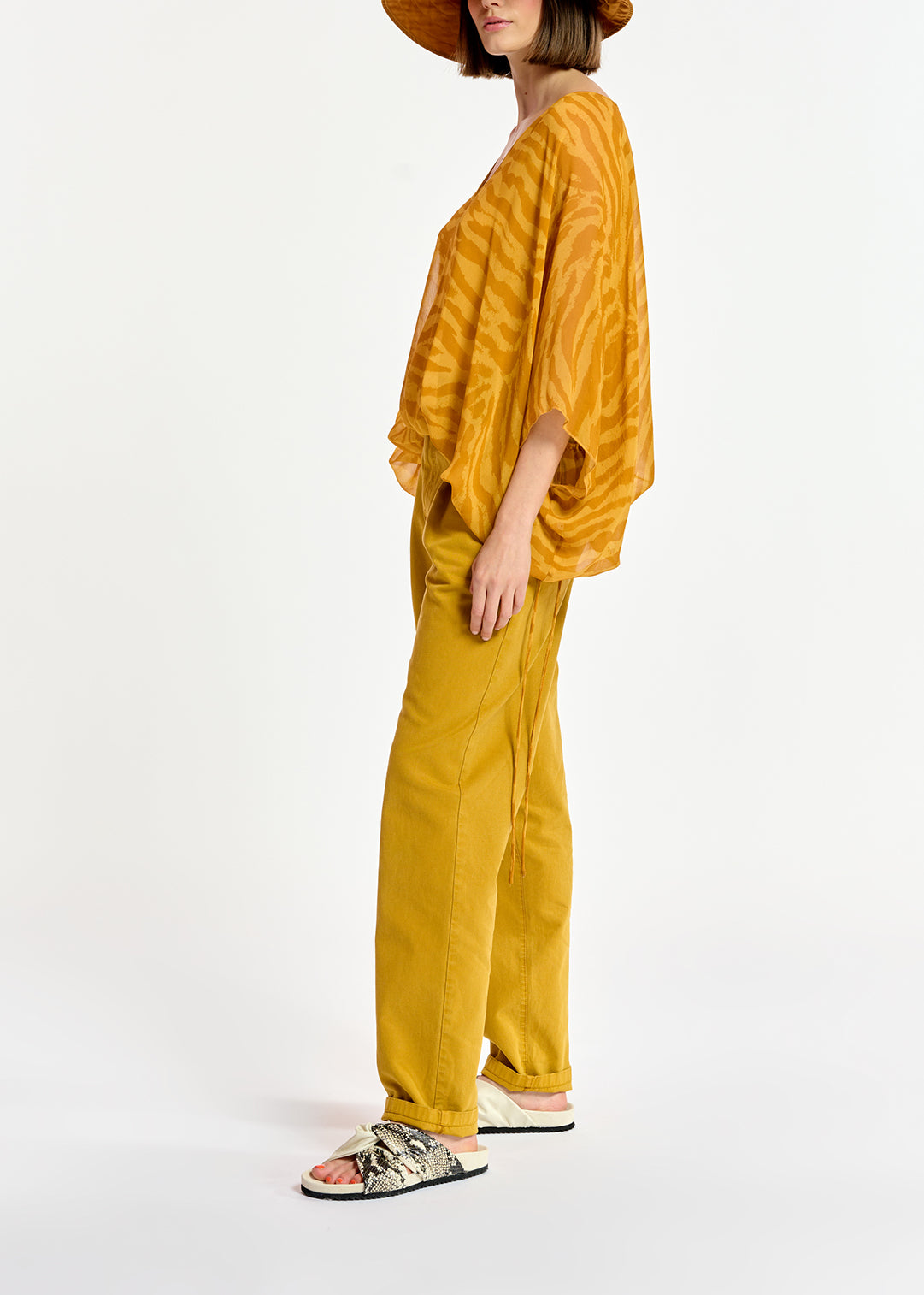 Okeren wijde top met zebraprint RE—SSENTIEL | Essentiel second hand