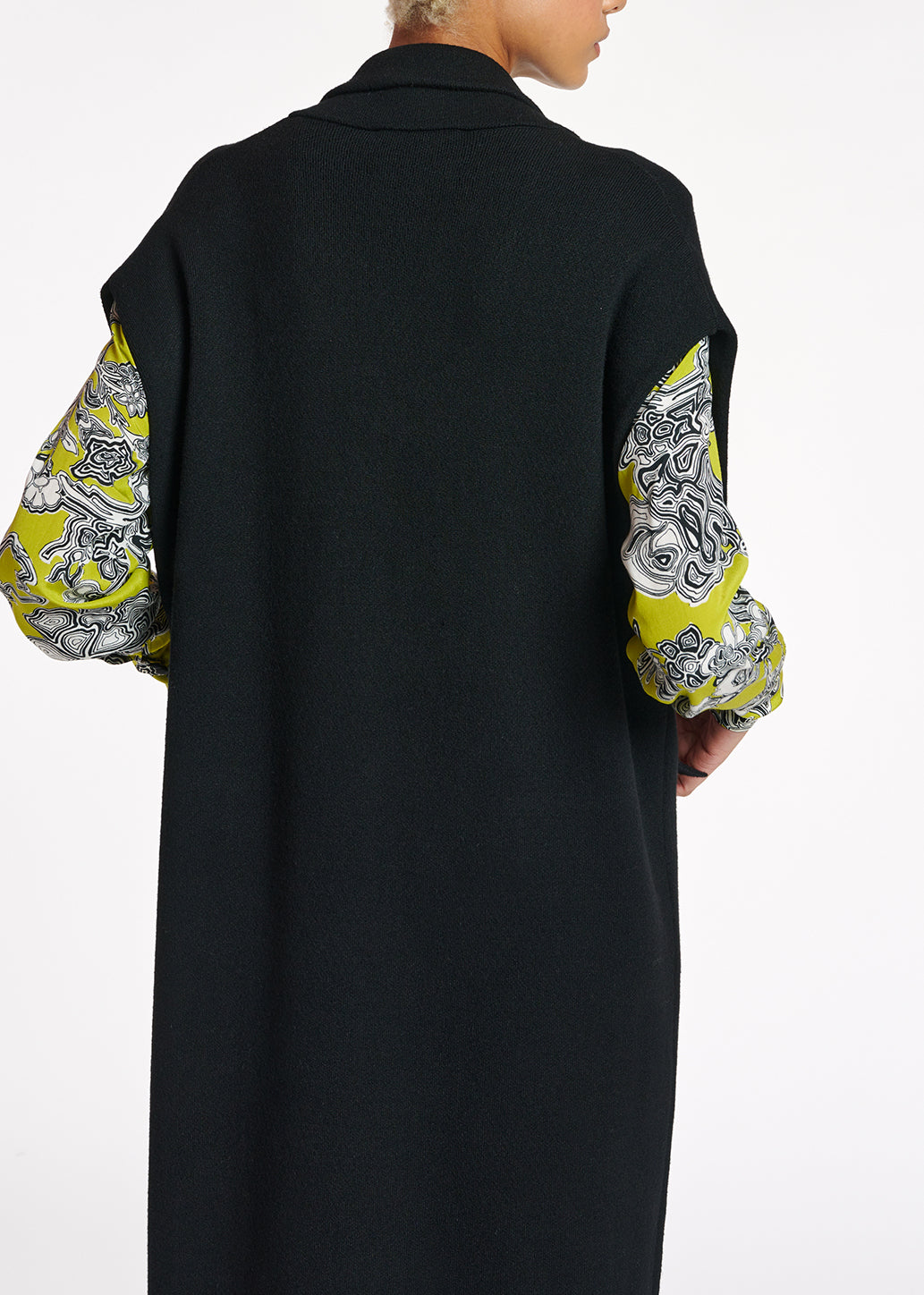 Cardigan noir sans manches RE—SSENTIEL | Essentiel second hand