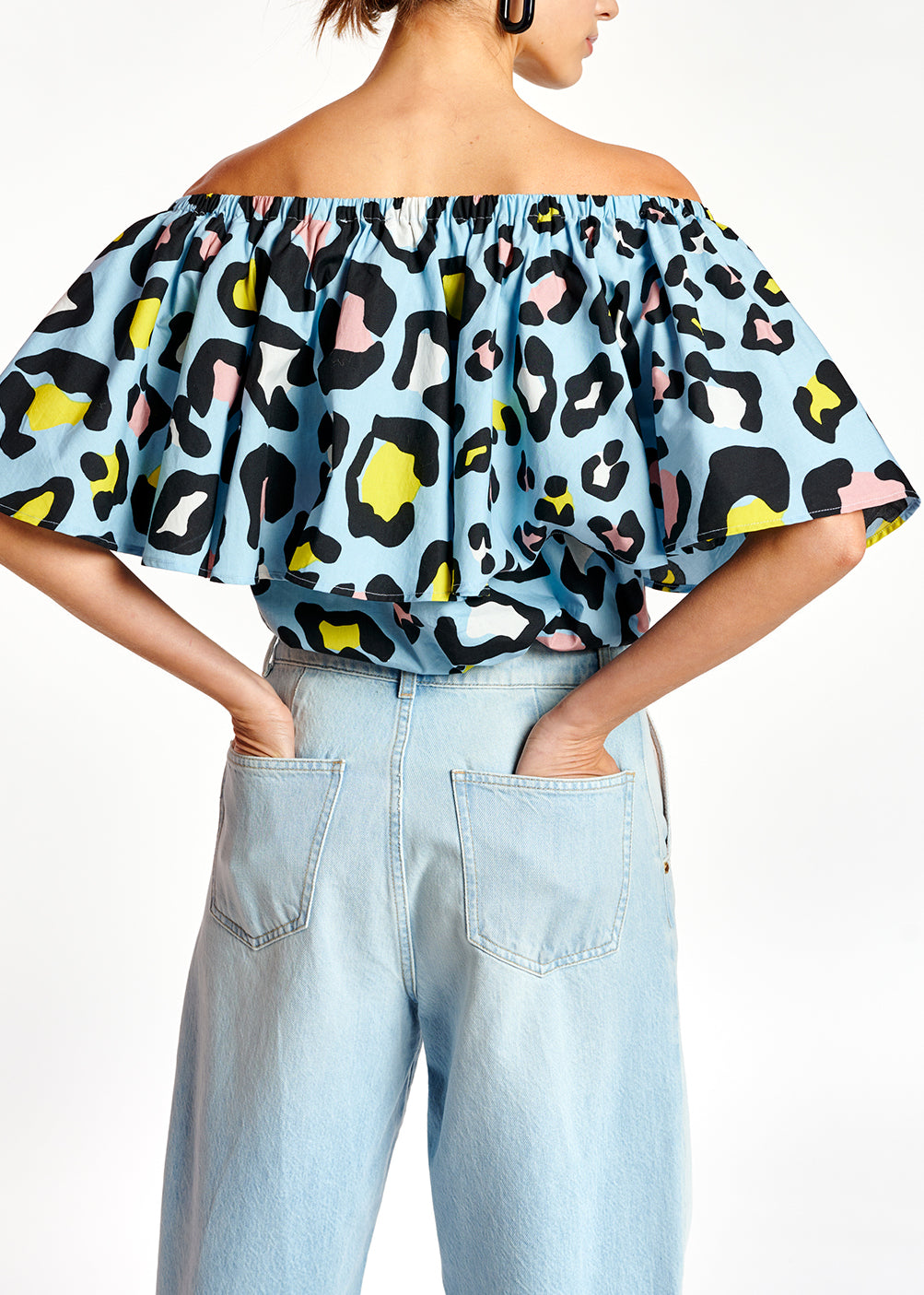 Light blue leopard-print off-shoulder top RE—SSENTIEL | Essentiel second hand