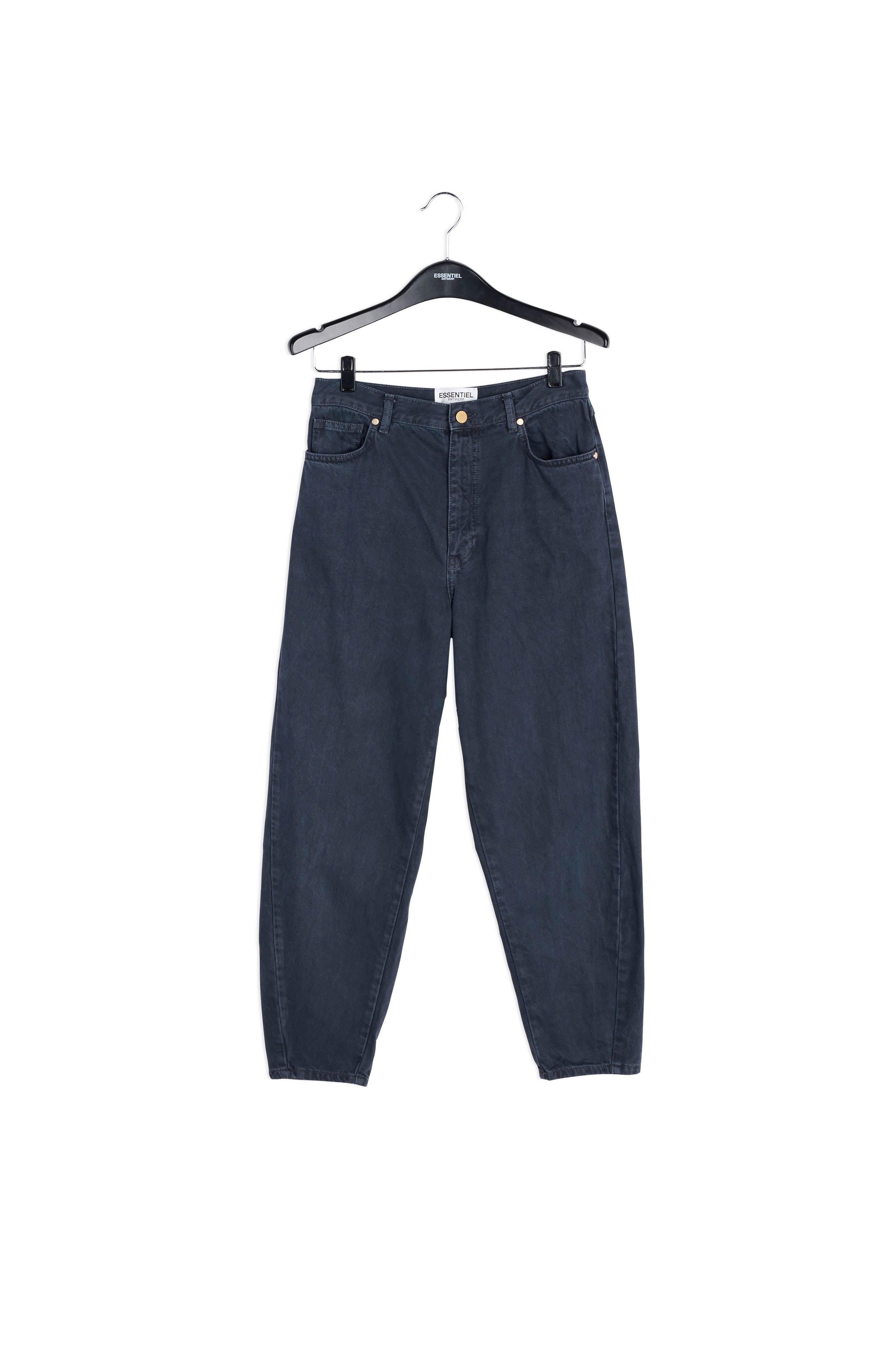 Jean noir à coupe ample et taille haute RE—SSENTIEL | Essentiel second hand