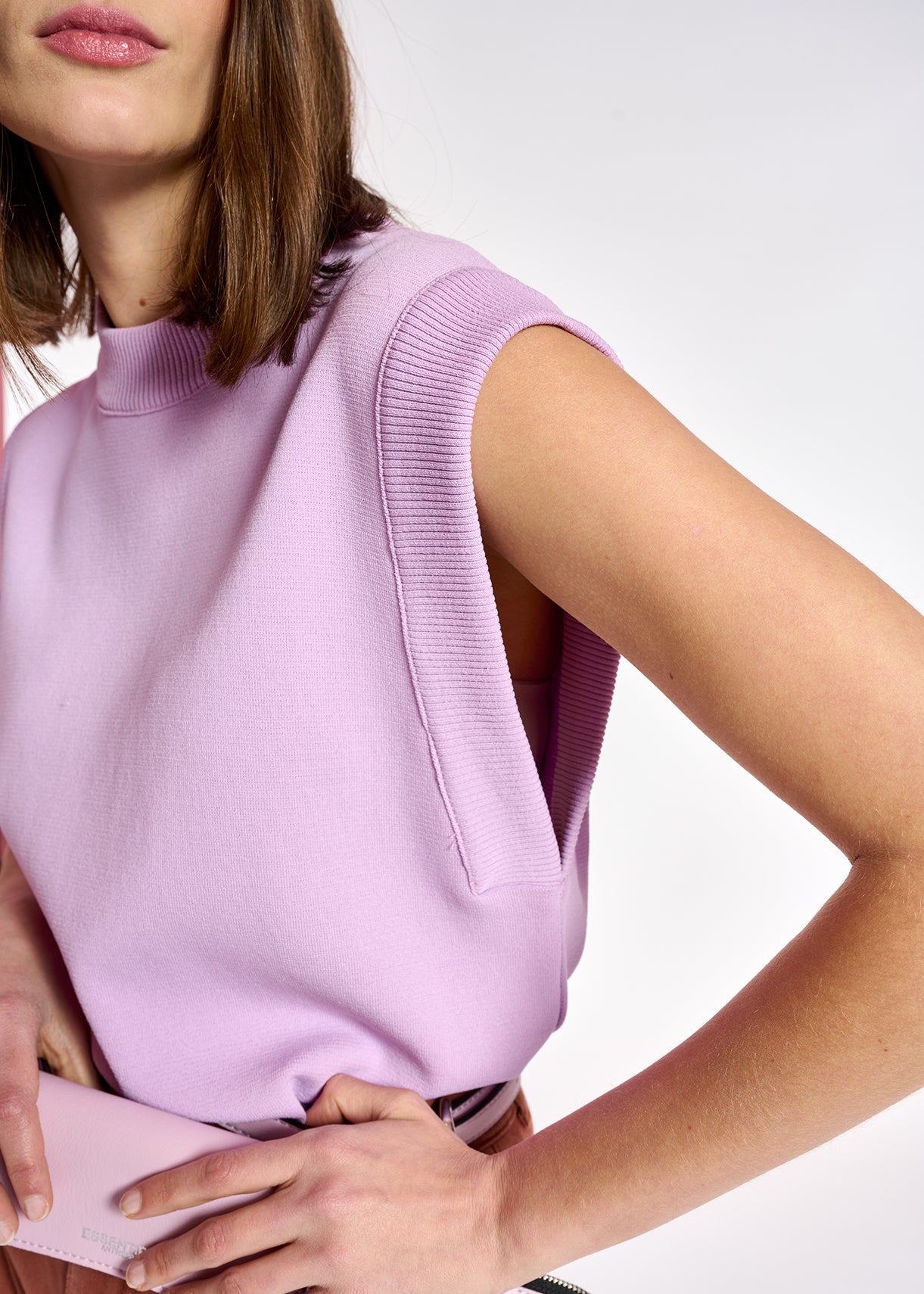 Lilac sleeveless knitted top RE—SSENTIEL | Essentiel second hand