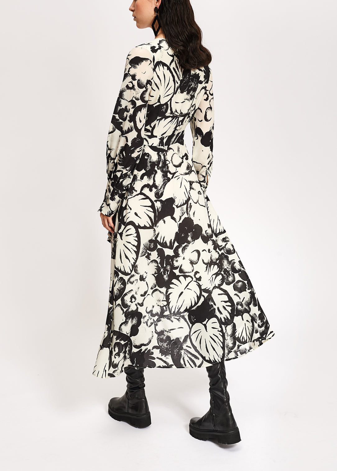 Robe midi blanc cassé en soie à imprimé botanique RE—SSENTIEL | Essentiel second hand