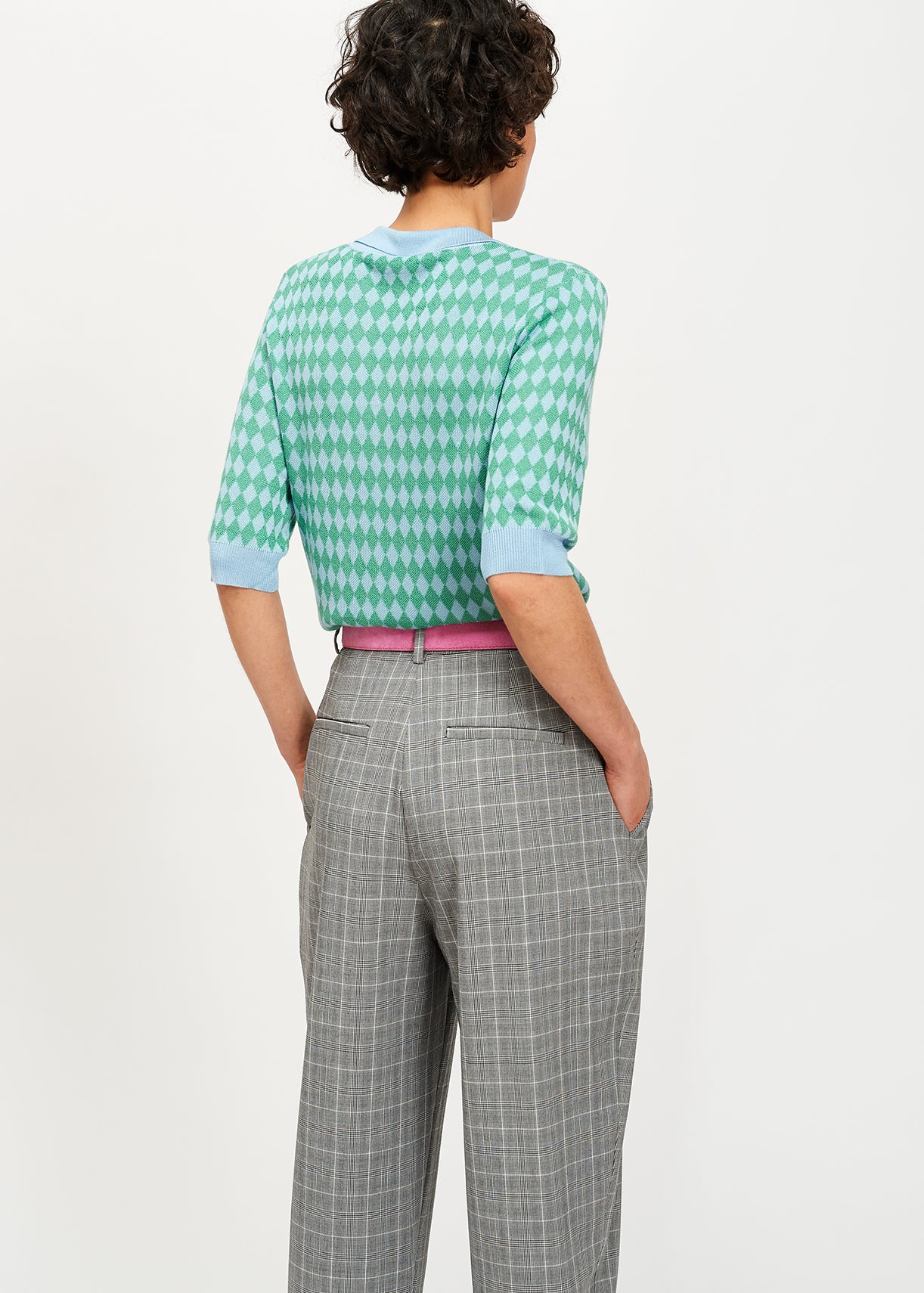 Pantalon à carreaux gris jambes fuselées RE—SSENTIEL | Essentiel second hand