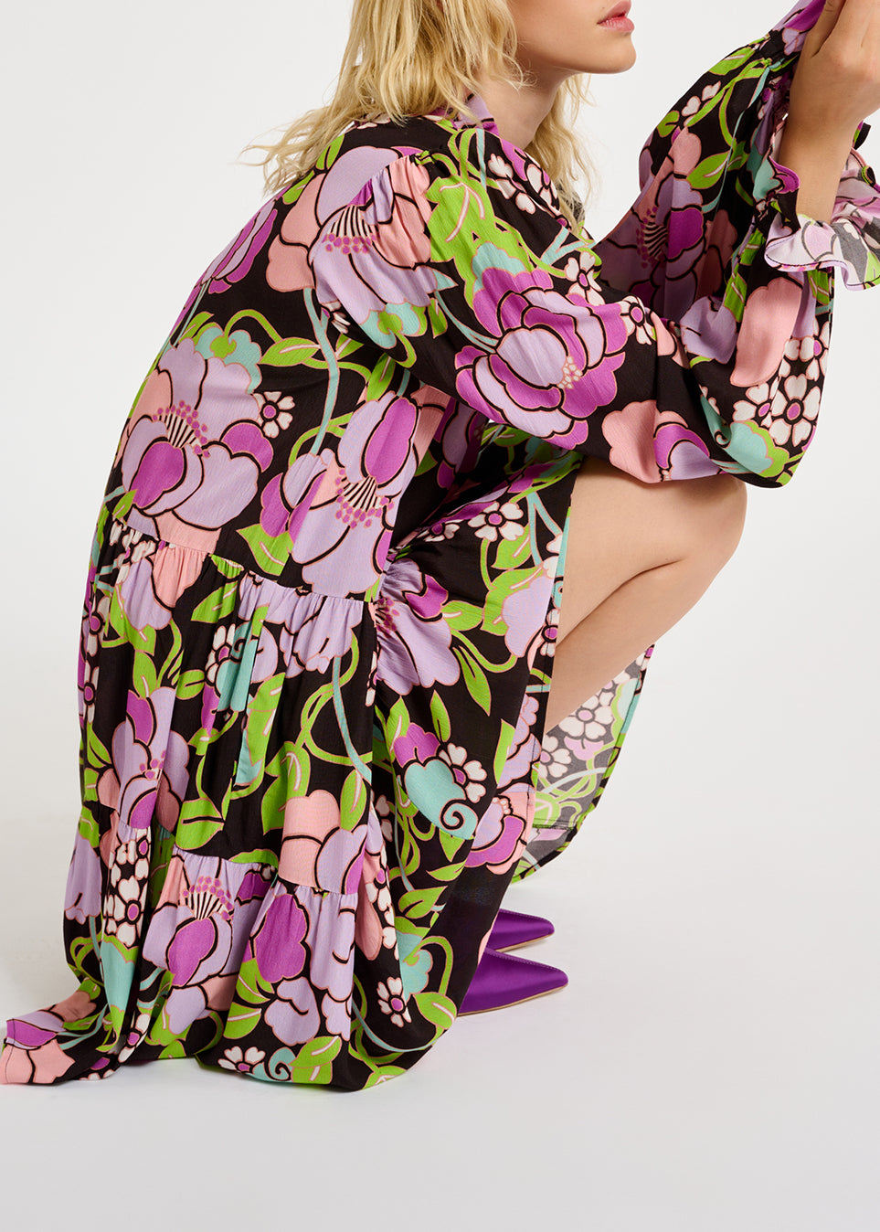 Black tiered mini dress with floral print RE—SSENTIEL | Essentiel second hand