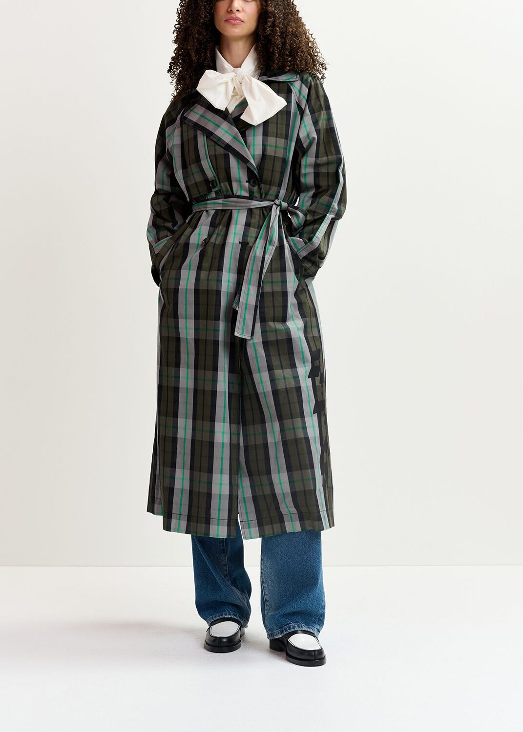 Trench à carreaux kaki, gris et noir RE—SSENTIEL | Essentiel second hand