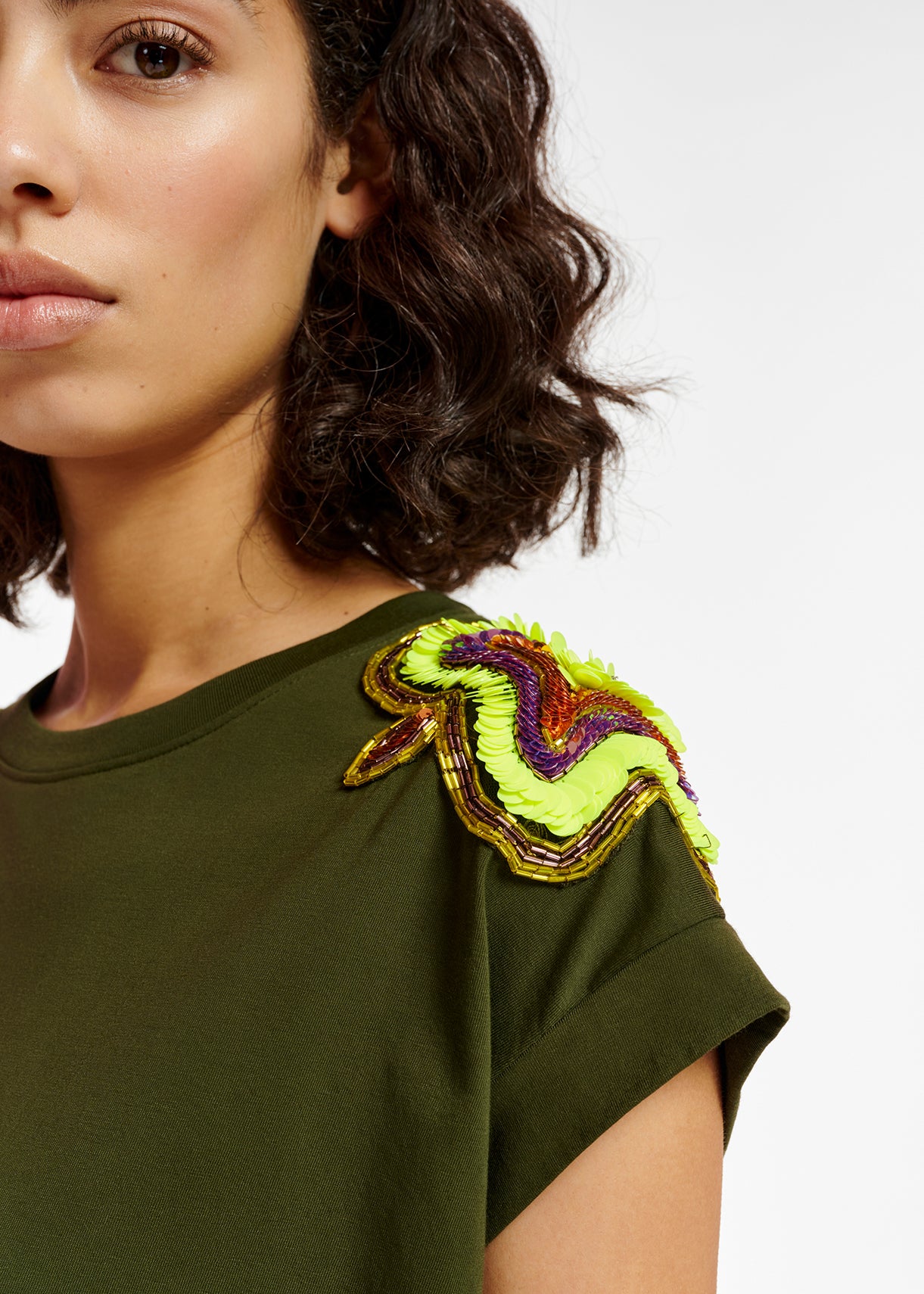 Khaki T-shirt with embellished cap sleeves RE—SSENTIEL | Essentiel second hand