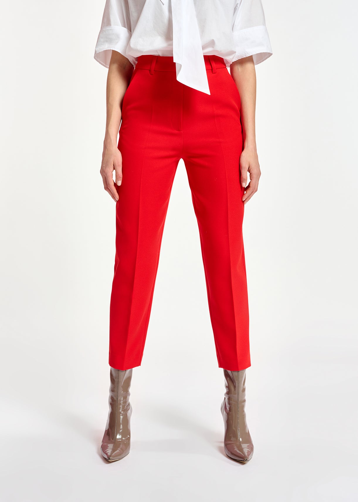 Red tapered pants RE—SSENTIEL | Essentiel second hand