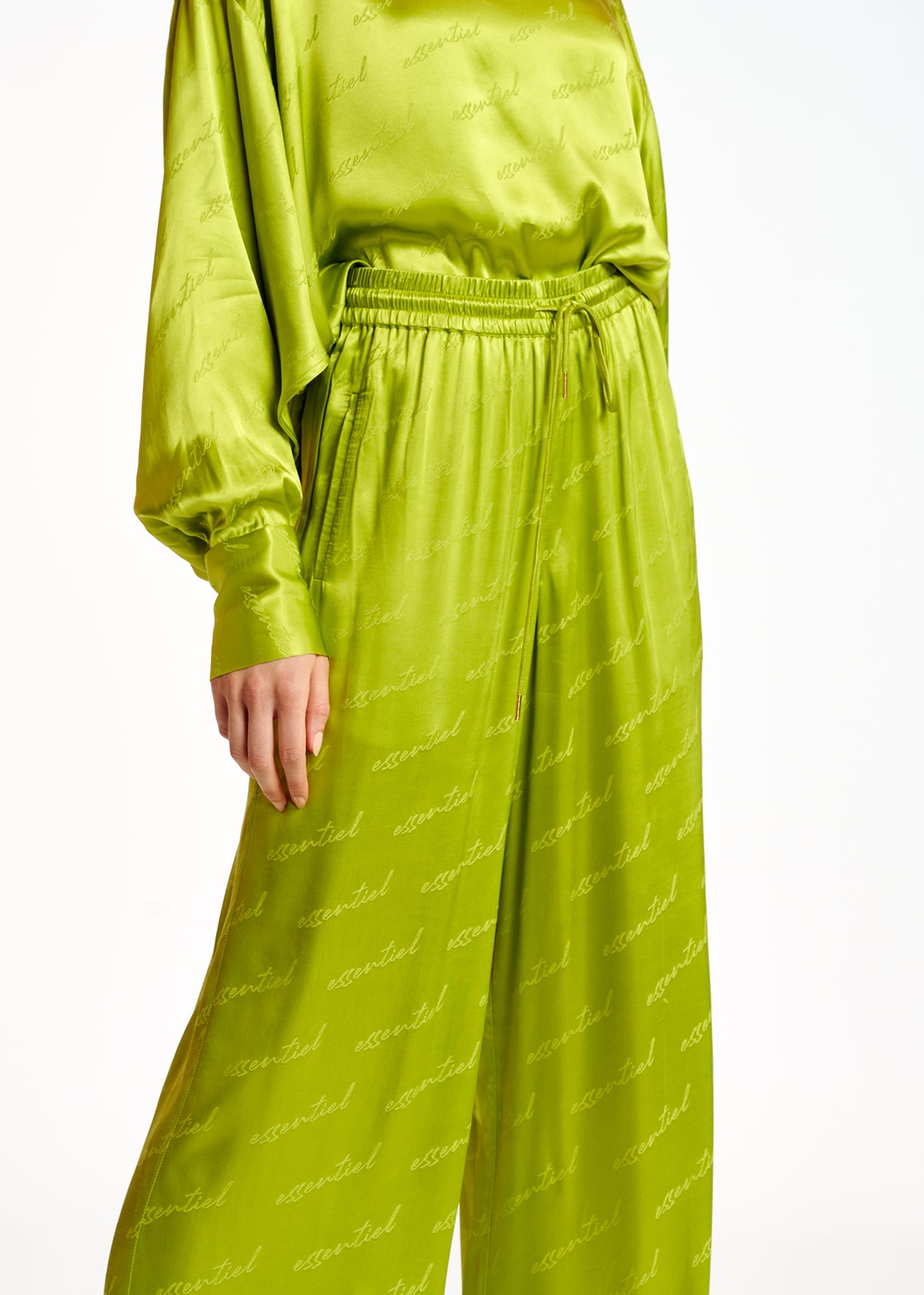 Lime green satin jacquard wide-leg pants RE—SSENTIEL | Essentiel second hand