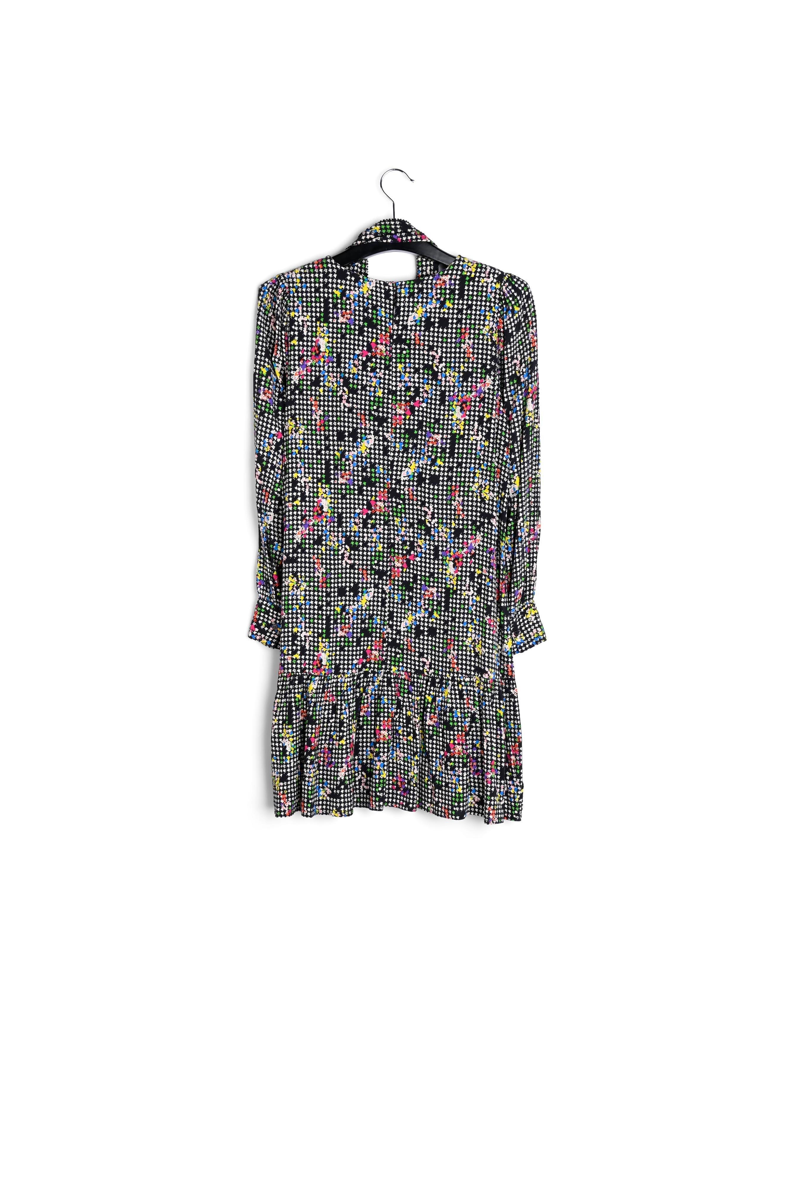 Zwart en witte mini-jurk met volantzoom RE—SSENTIEL | Essentiel second hand