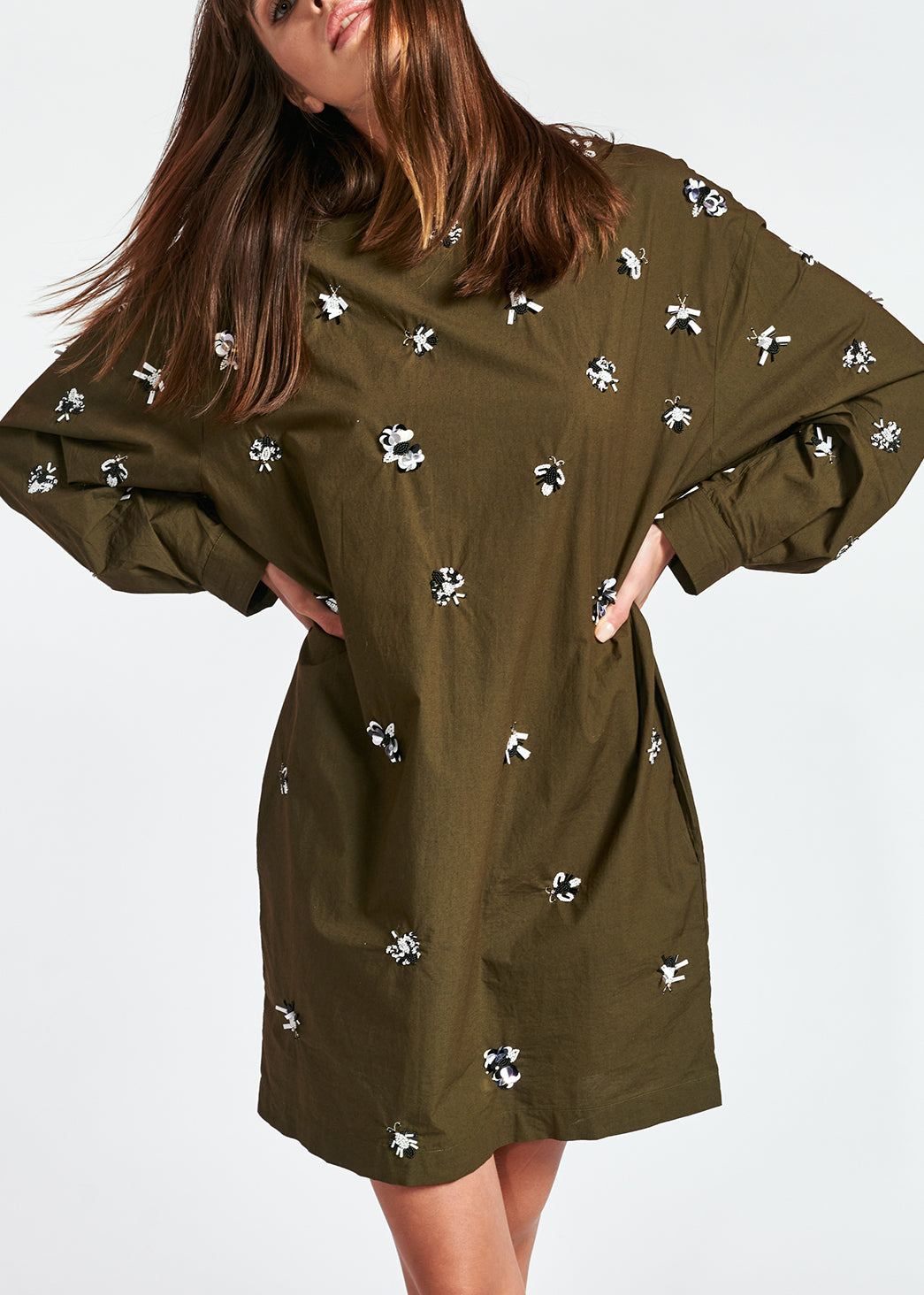 Robe kaki en coton popeline à  paillettes RE—SSENTIEL | Essentiel second hand