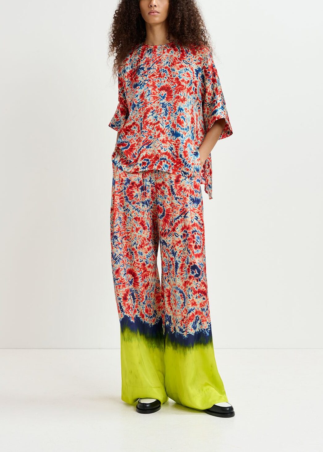 Top oversize à  imprimé tie dye rouge et bleu RE—SSENTIEL | Essentiel second hand