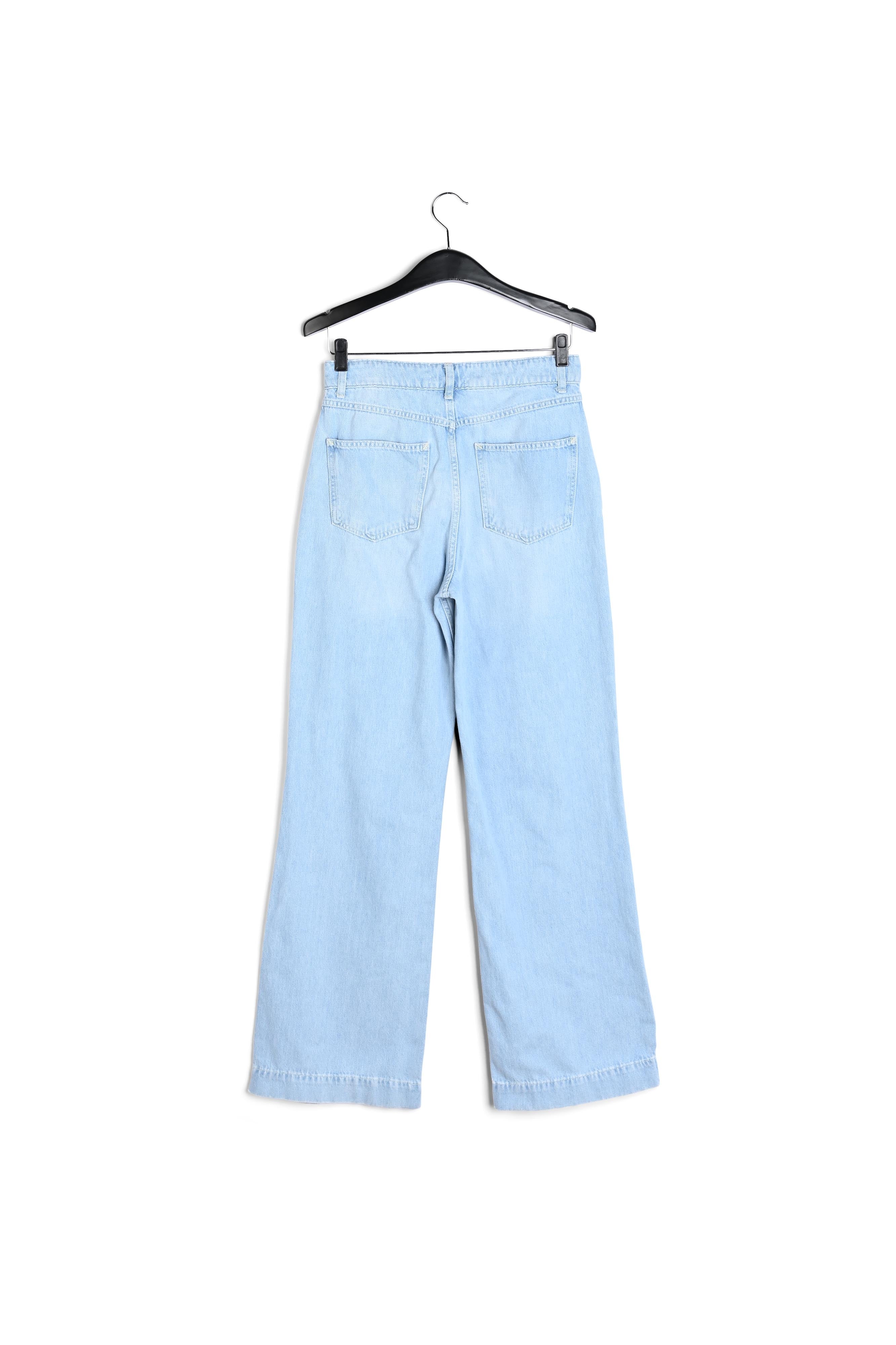 Lichtblauwe jeans met wijde pijpen RE—SSENTIEL | Essentiel second hand