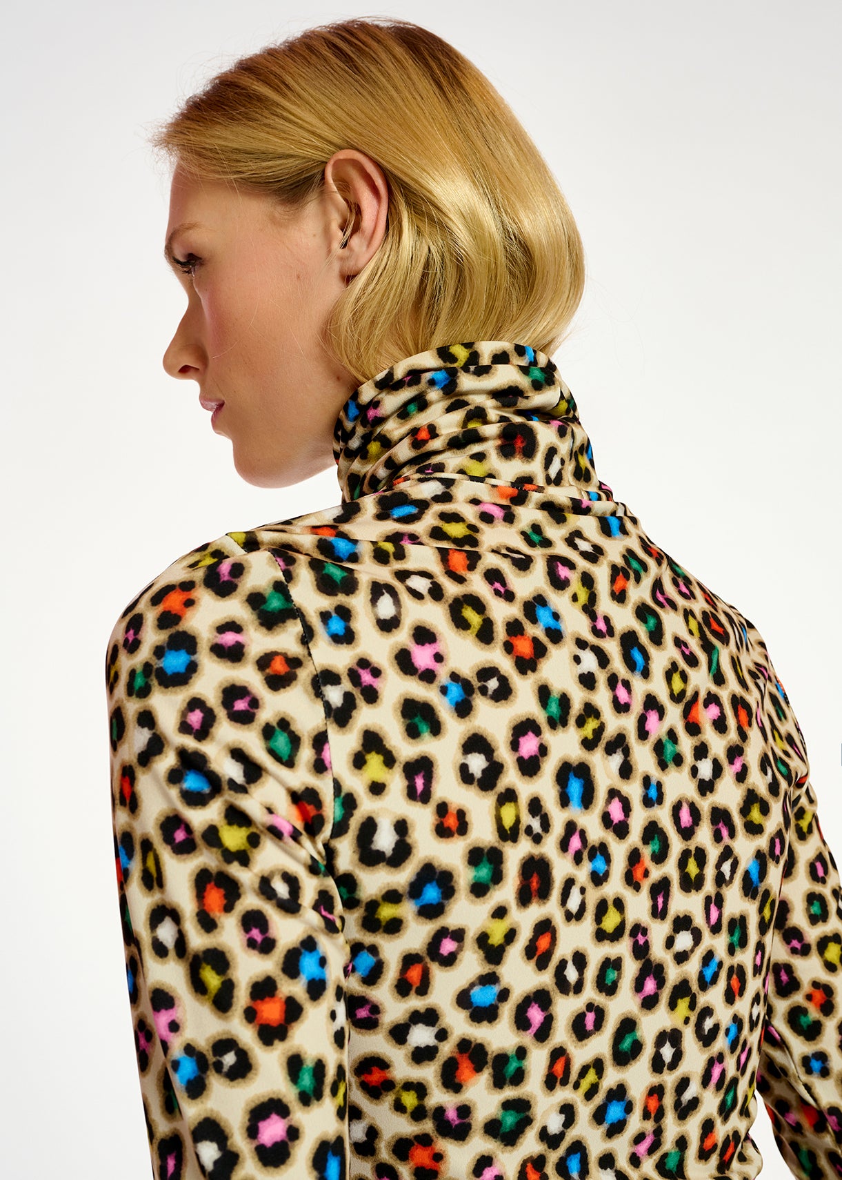 Beige turtleneck top with multicolor leopard print RE—SSENTIEL | Essentiel second hand