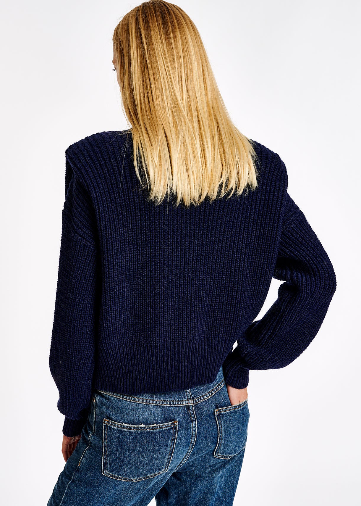 Pull bleu foncé à épaulettes RE—SSENTIEL | Essentiel second hand
