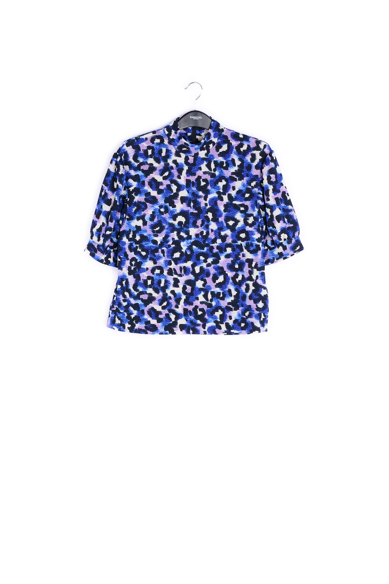 Blue, purple and off-white leopard print top RE—SSENTIEL | Essentiel second hand