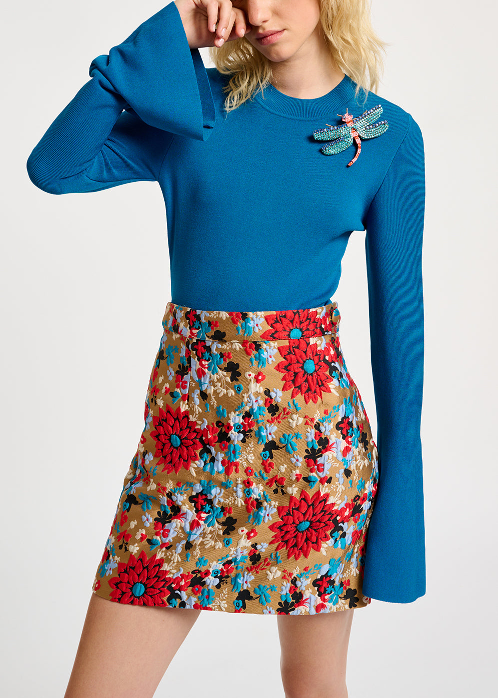 Pull ajusté en tricot bleu à manches trompettes RE—SSENTIEL | Essentiel second hand