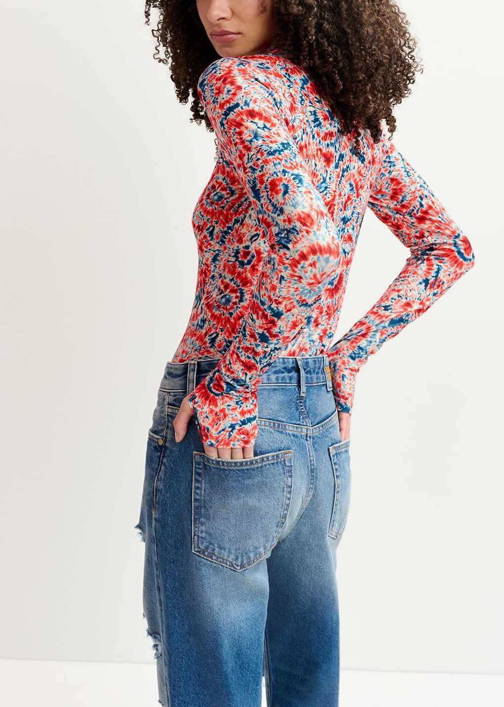 Red and blue tie-dye printed turtleneck top RE—SSENTIEL | Essentiel second hand