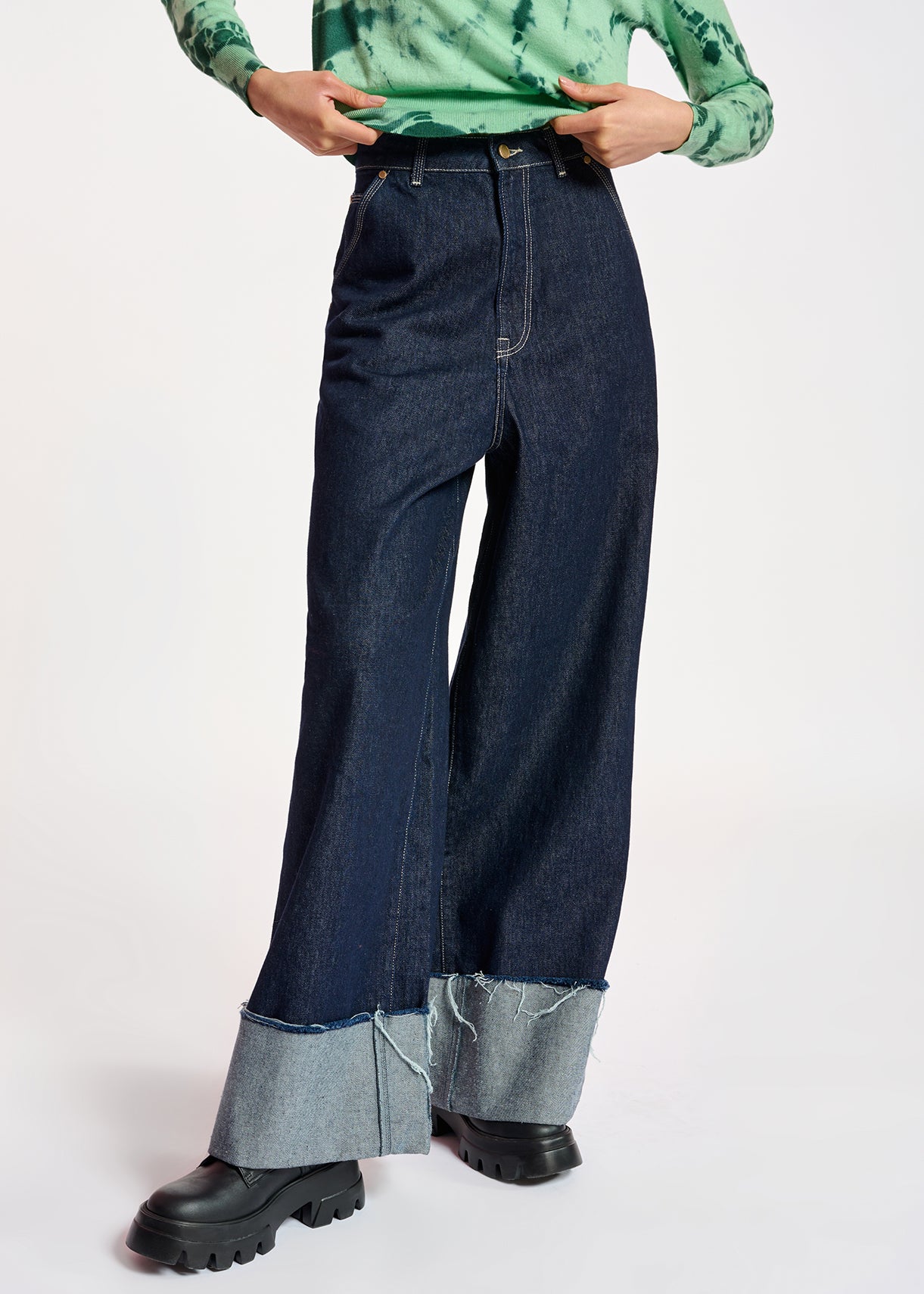 Dark blue turn-up hem jeans RE—SSENTIEL | Essentiel second hand