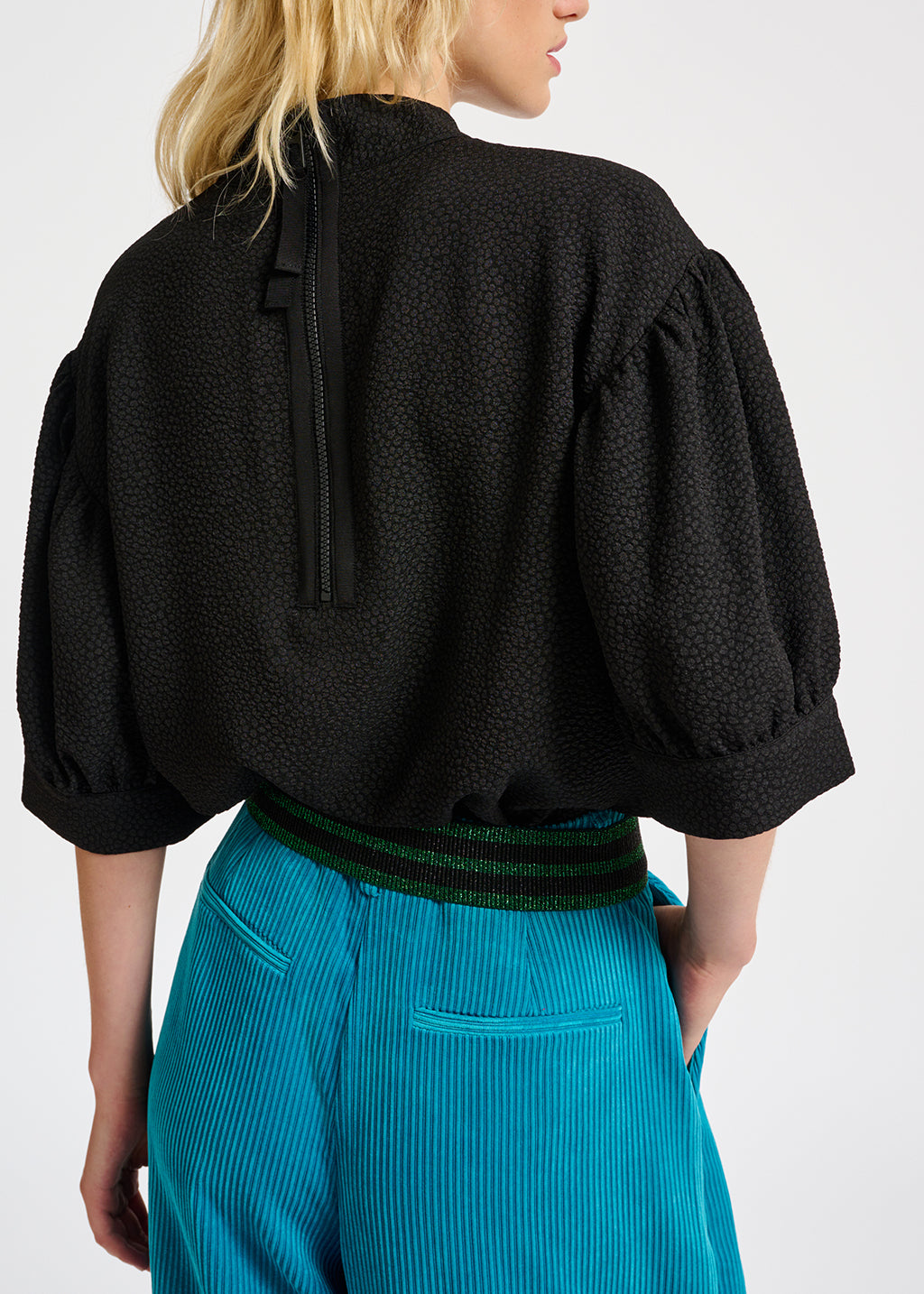 Black top with puffed sleeves RE—SSENTIEL | Essentiel second hand